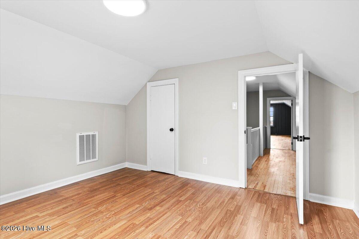 335 Pennsylvania Avenue Property Photo 34