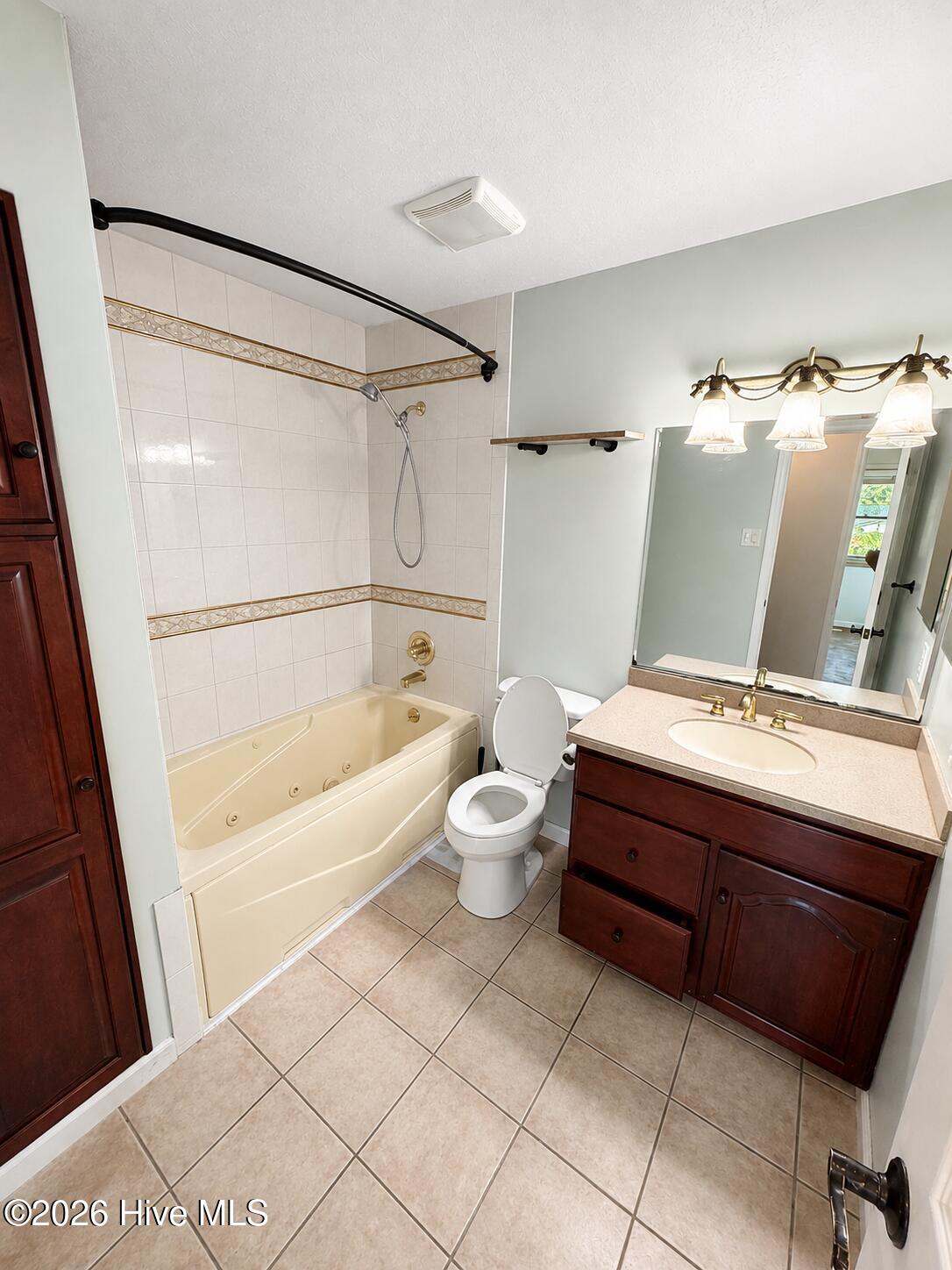 609 Francis Court Property Photo 17