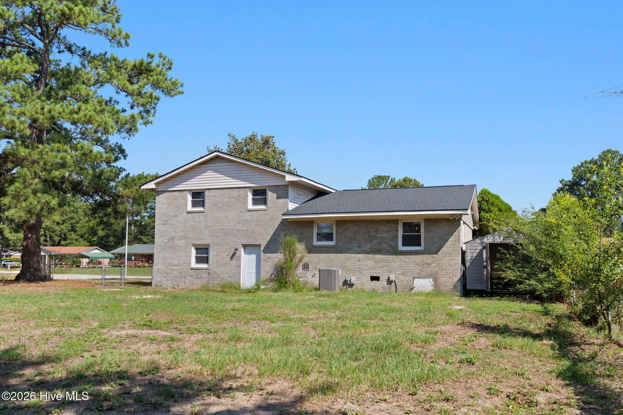 609 Francis Court Property Photo 23