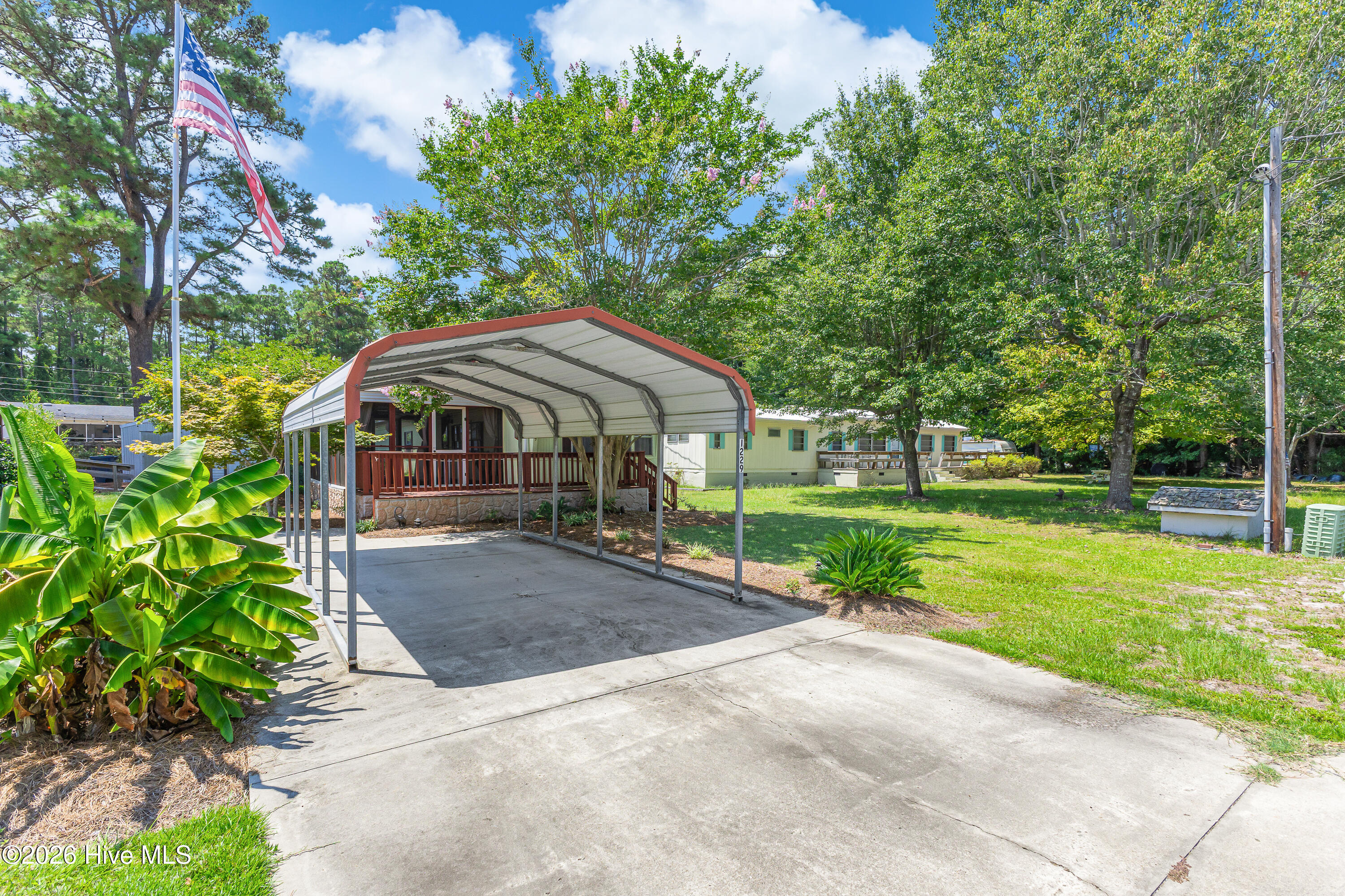 1229 Sea Cove Place Sw Property Photo 2