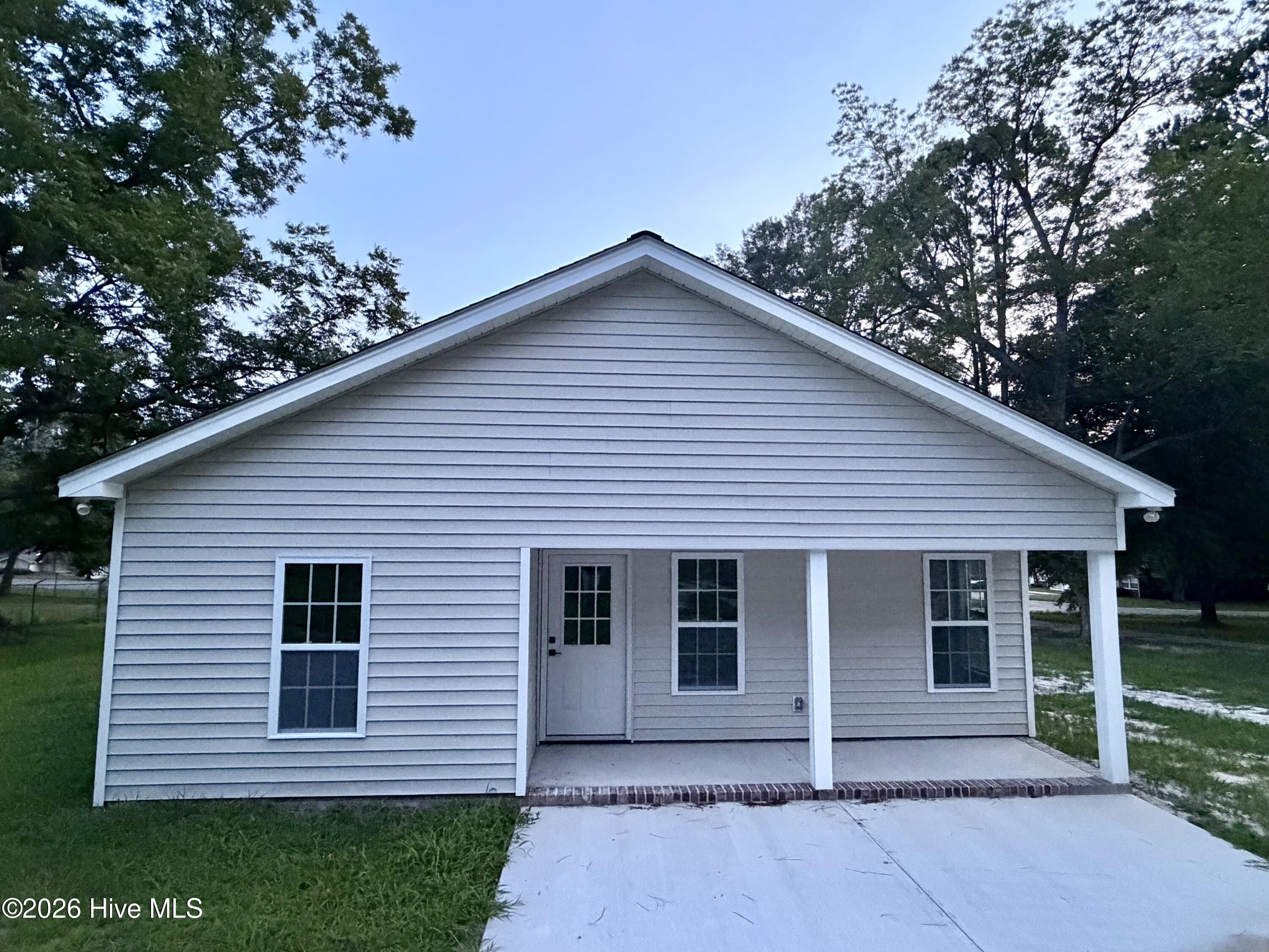 6735 Hill Street Property Photo 5