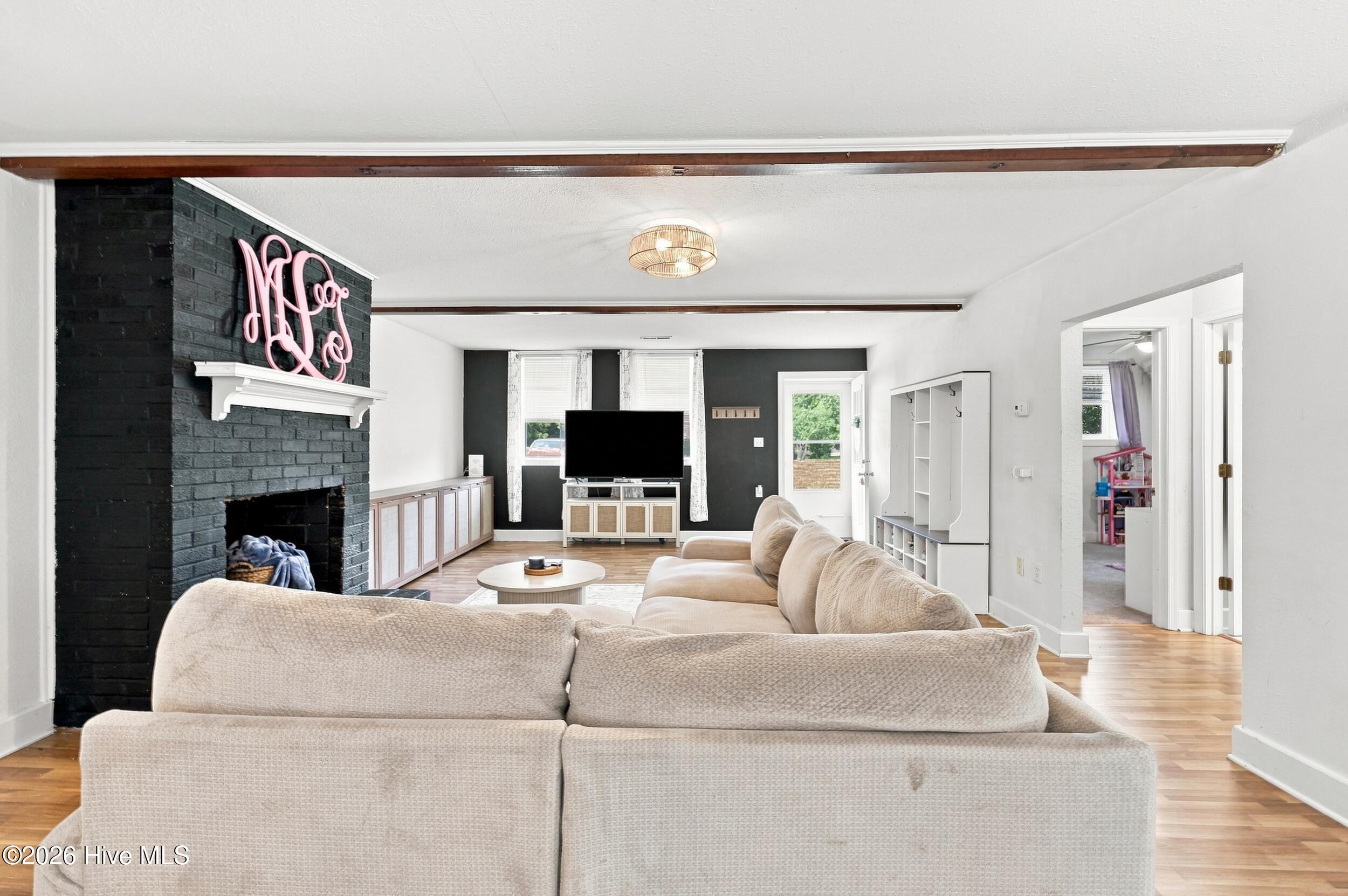 422 Pineview Drive Property Photo 4