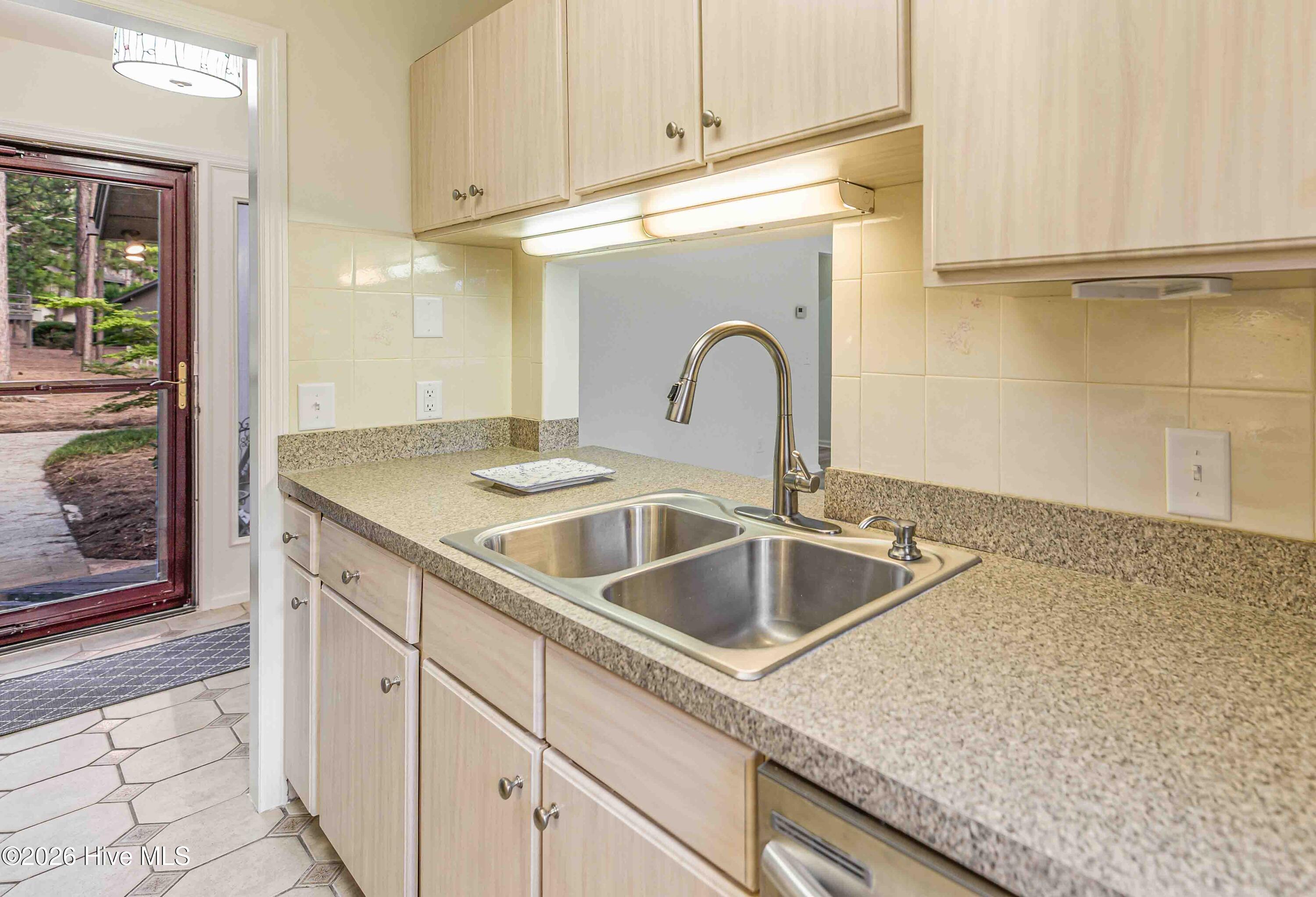 70 Barton Hills Court Property Photo 19