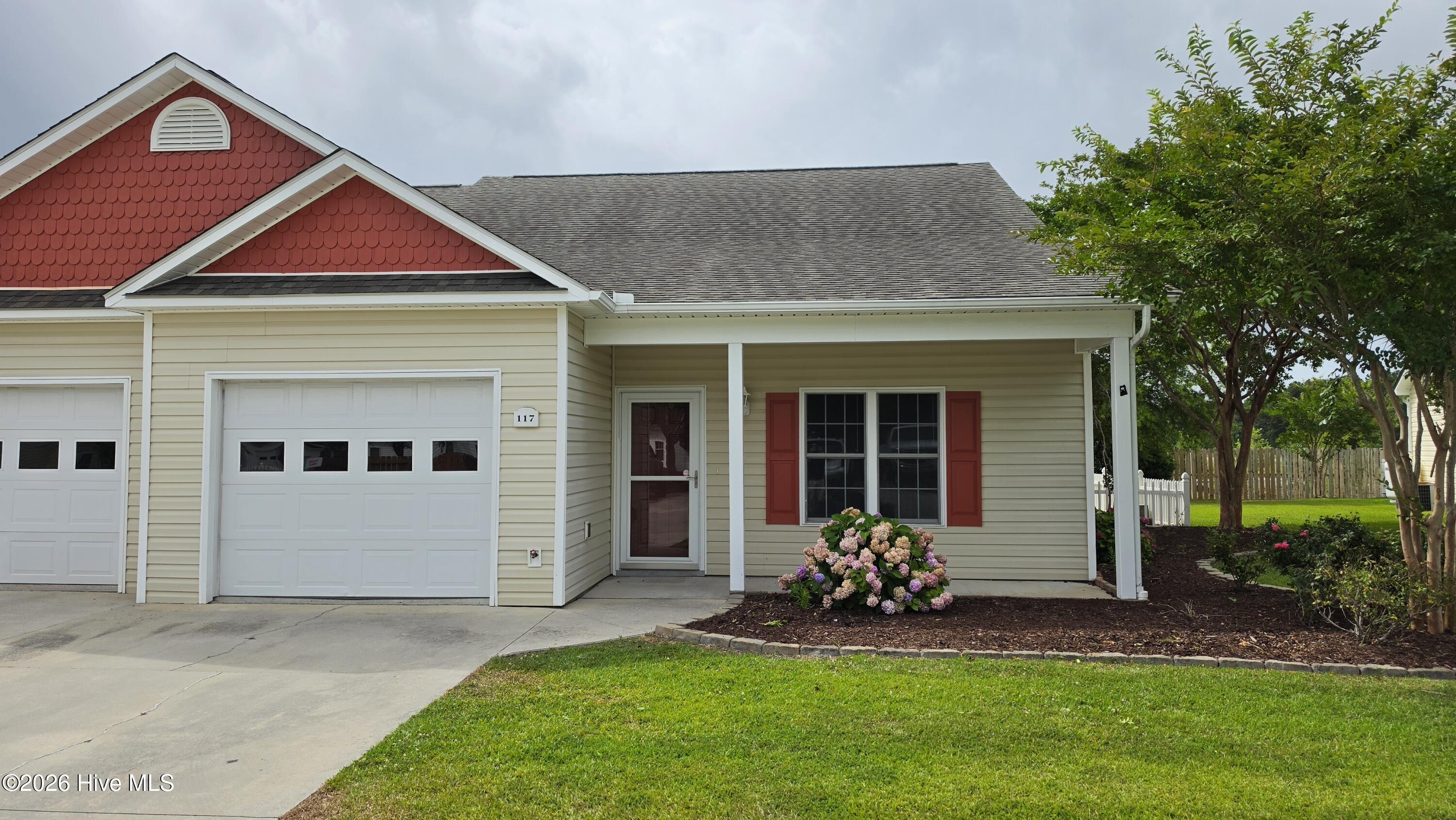 117 Palmetto Place Circle Property Photo 2