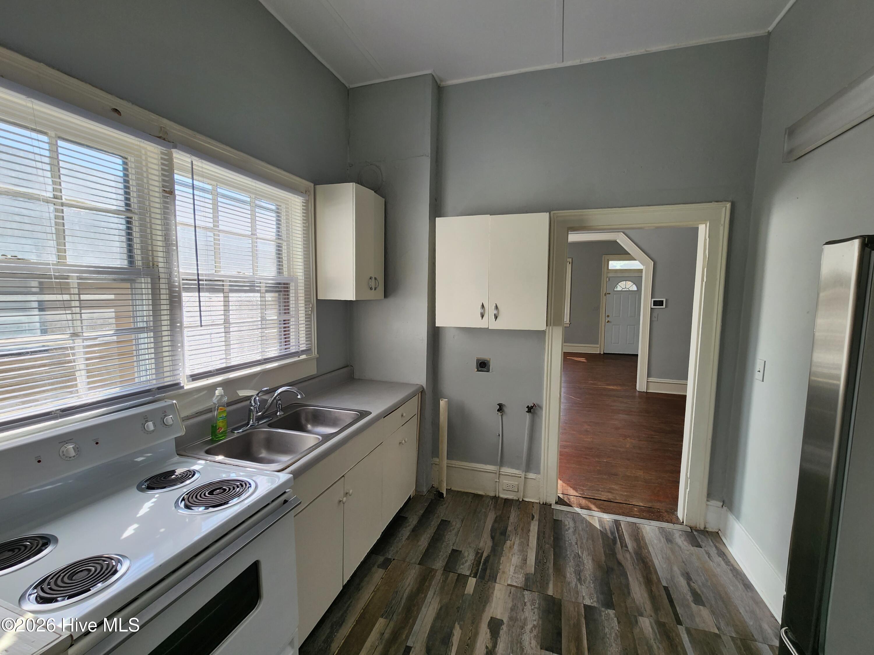 312 Mcrae Street Property Photo 14