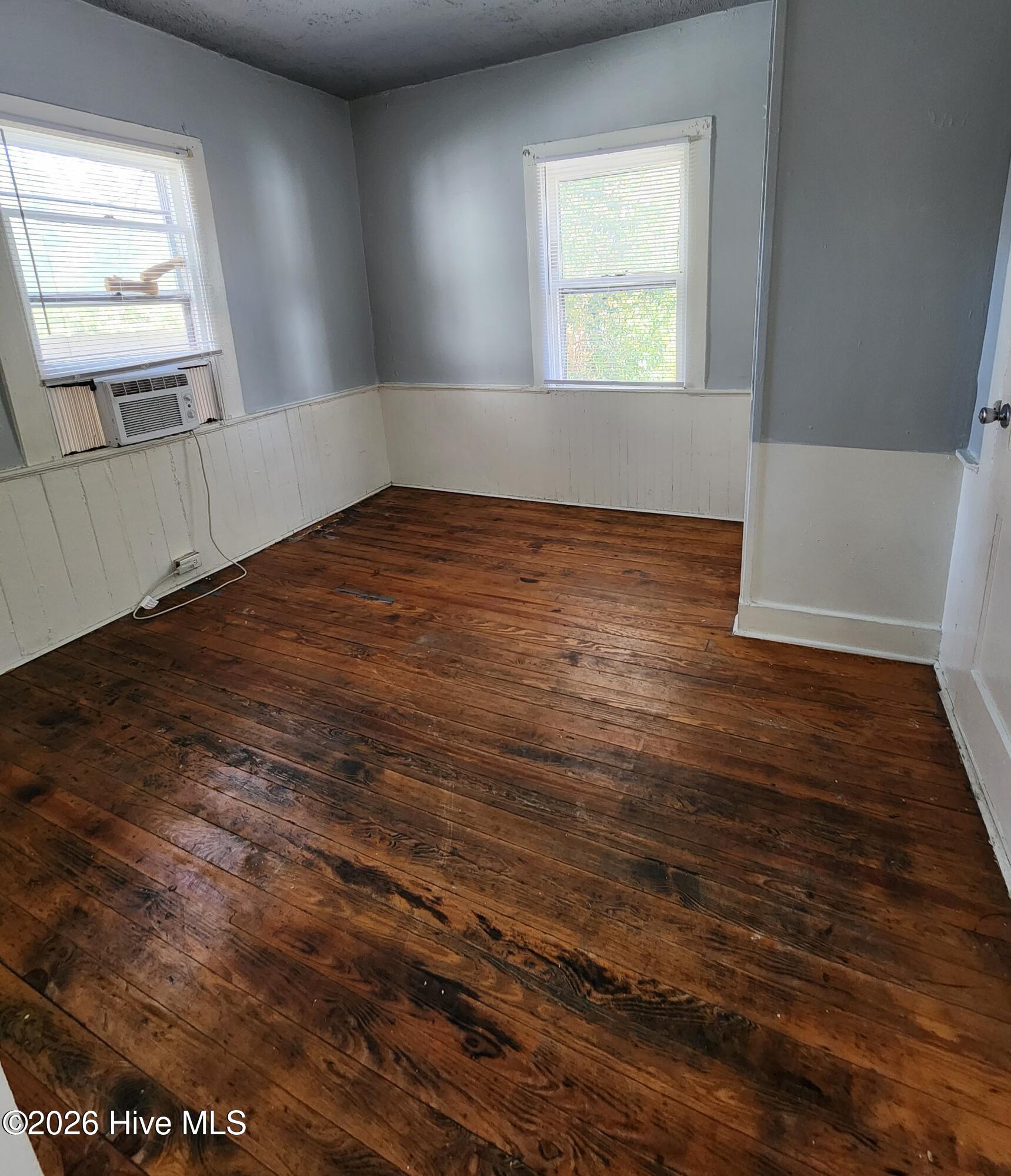 312 Mcrae Street Property Photo 20