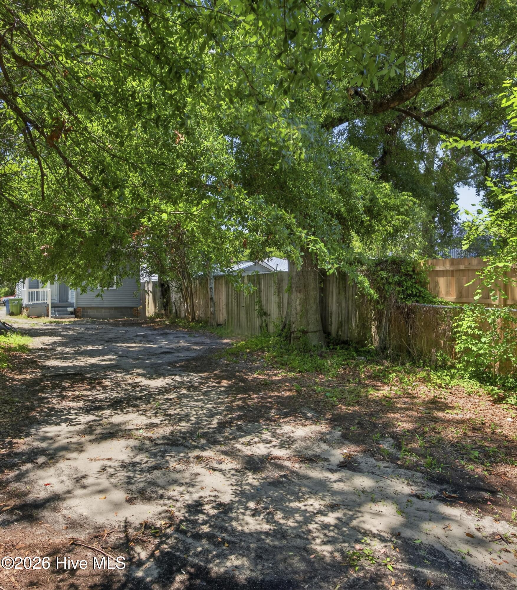312 Mcrae Street Property Photo 26