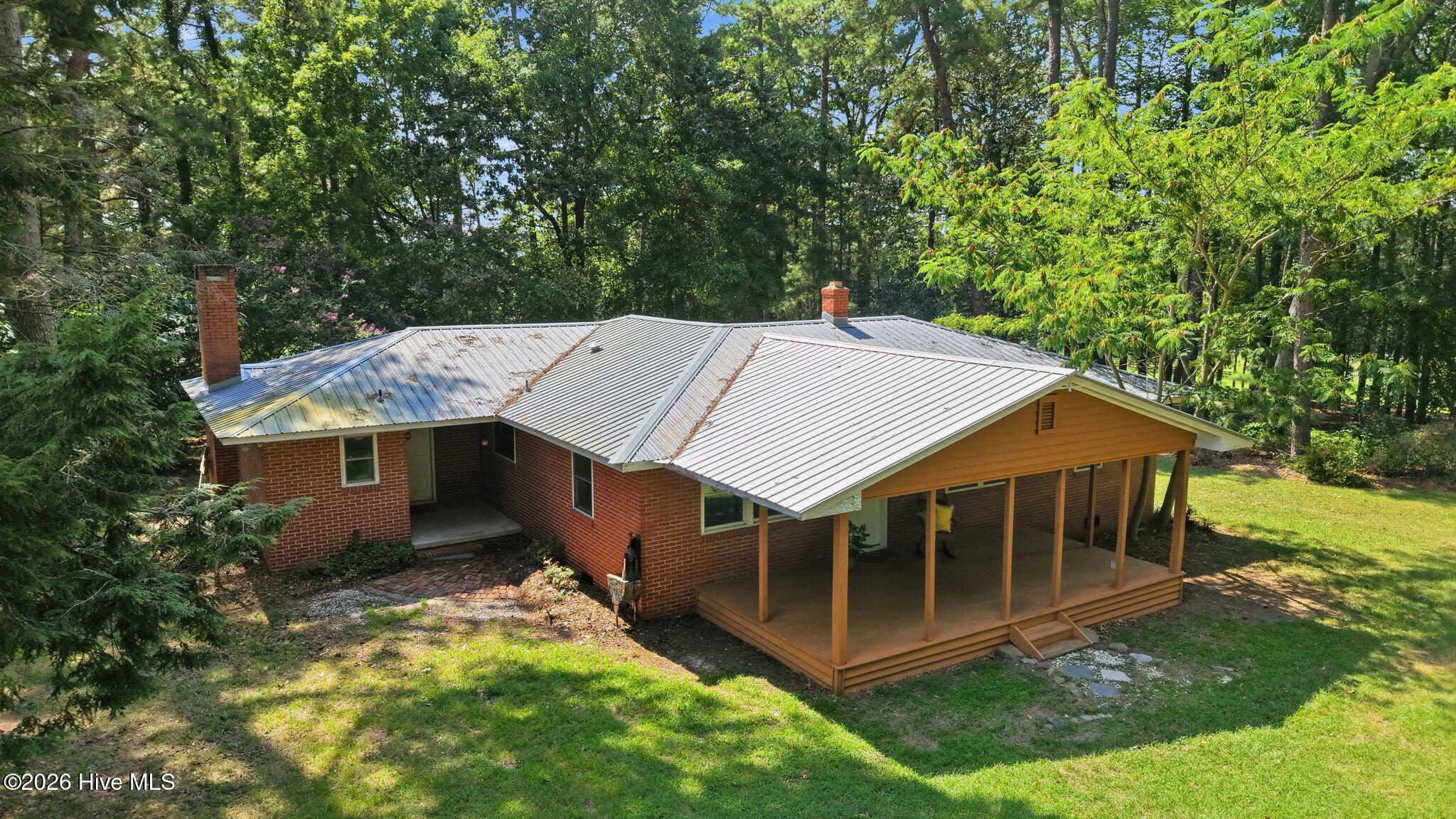 580 Lamms Road Property Photo 1