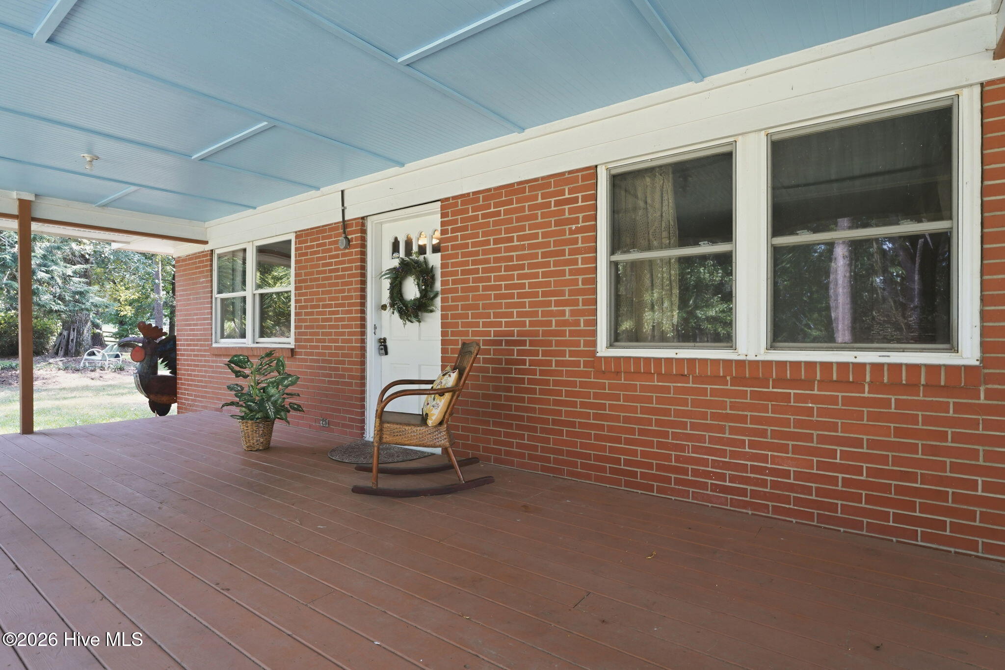 580 Lamms Road Property Photo 9