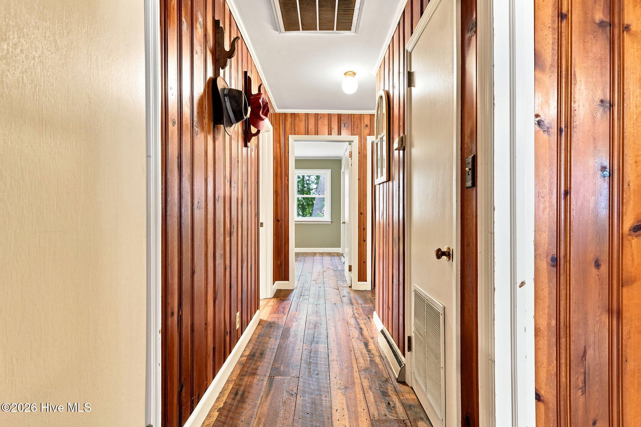 580 Lamms Road Property Photo 14
