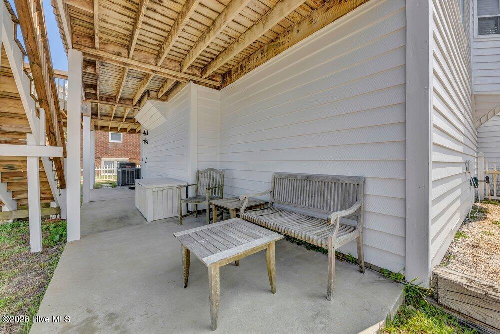 203 Norton Street Property Photo 47
