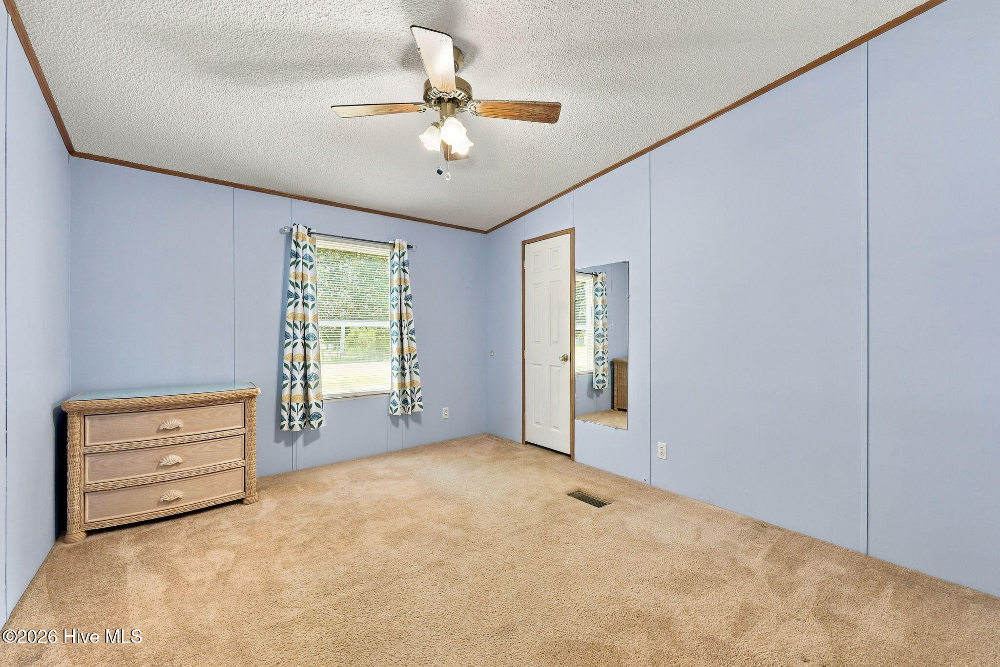 208 Easy Street Property Photo 22