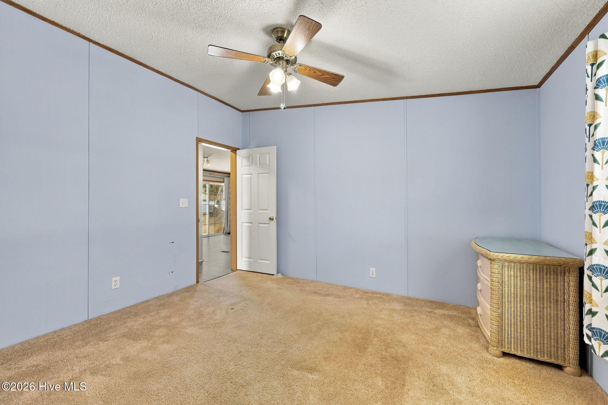 208 Easy Street Property Photo 23