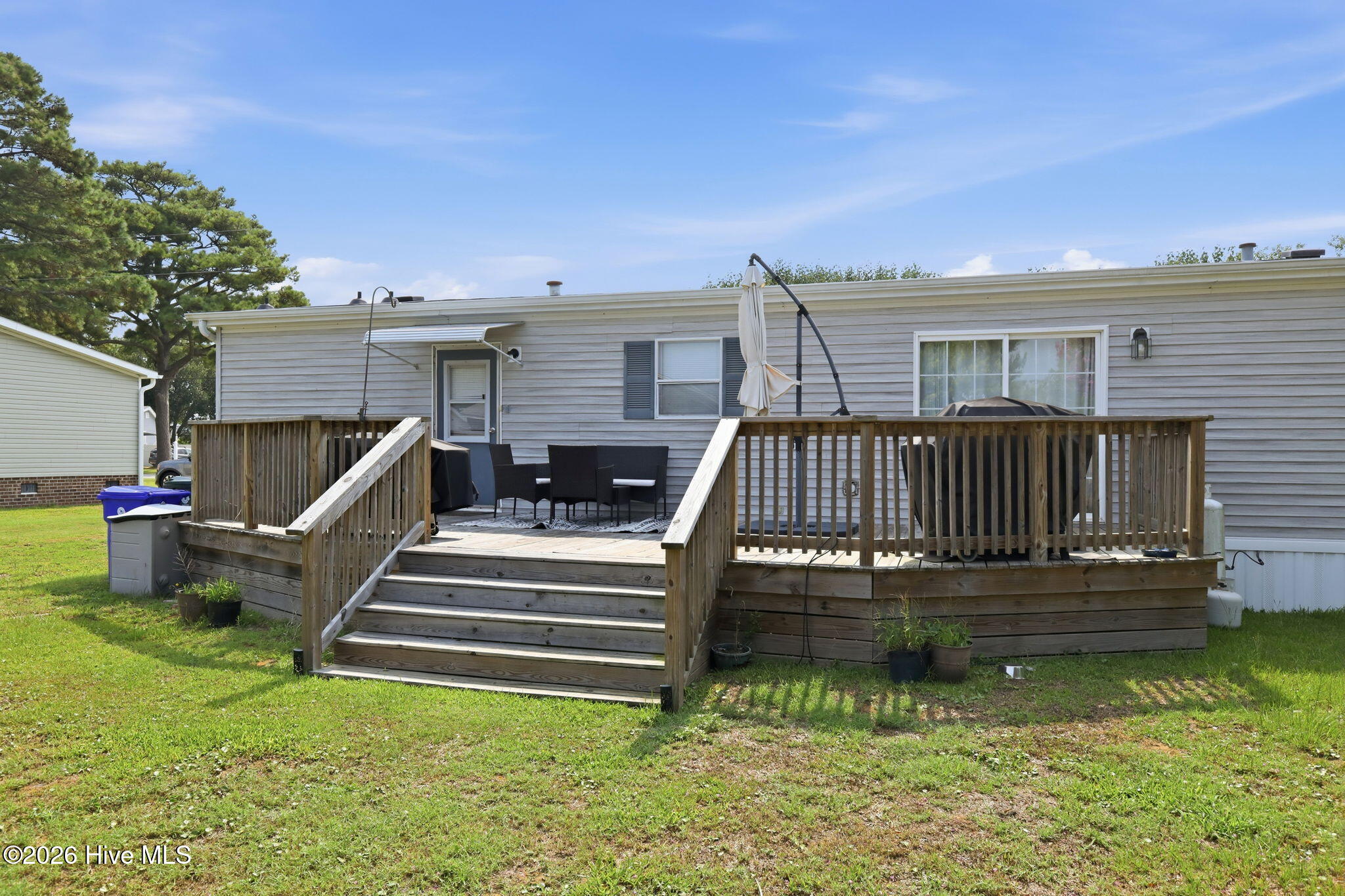 208 Easy Street Property Photo 33
