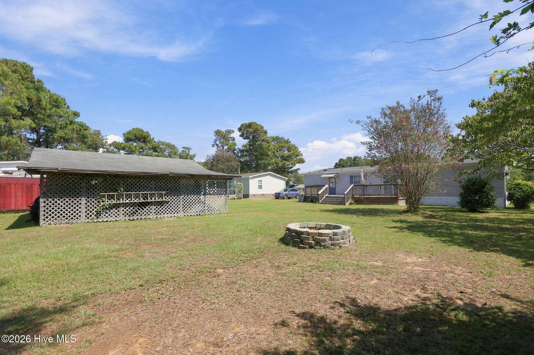 208 Easy Street Property Photo 36
