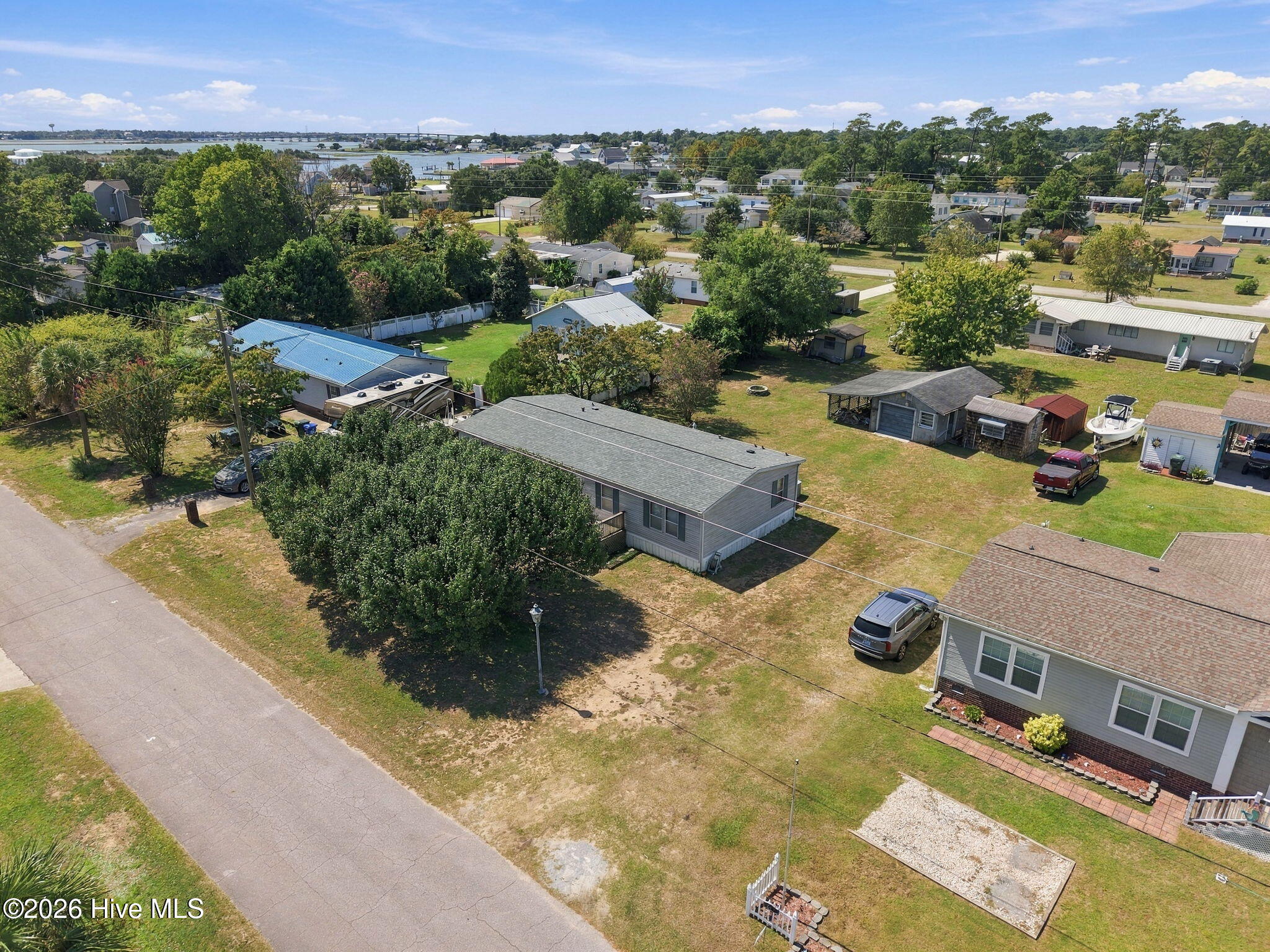 208 Easy Street Property Photo 39