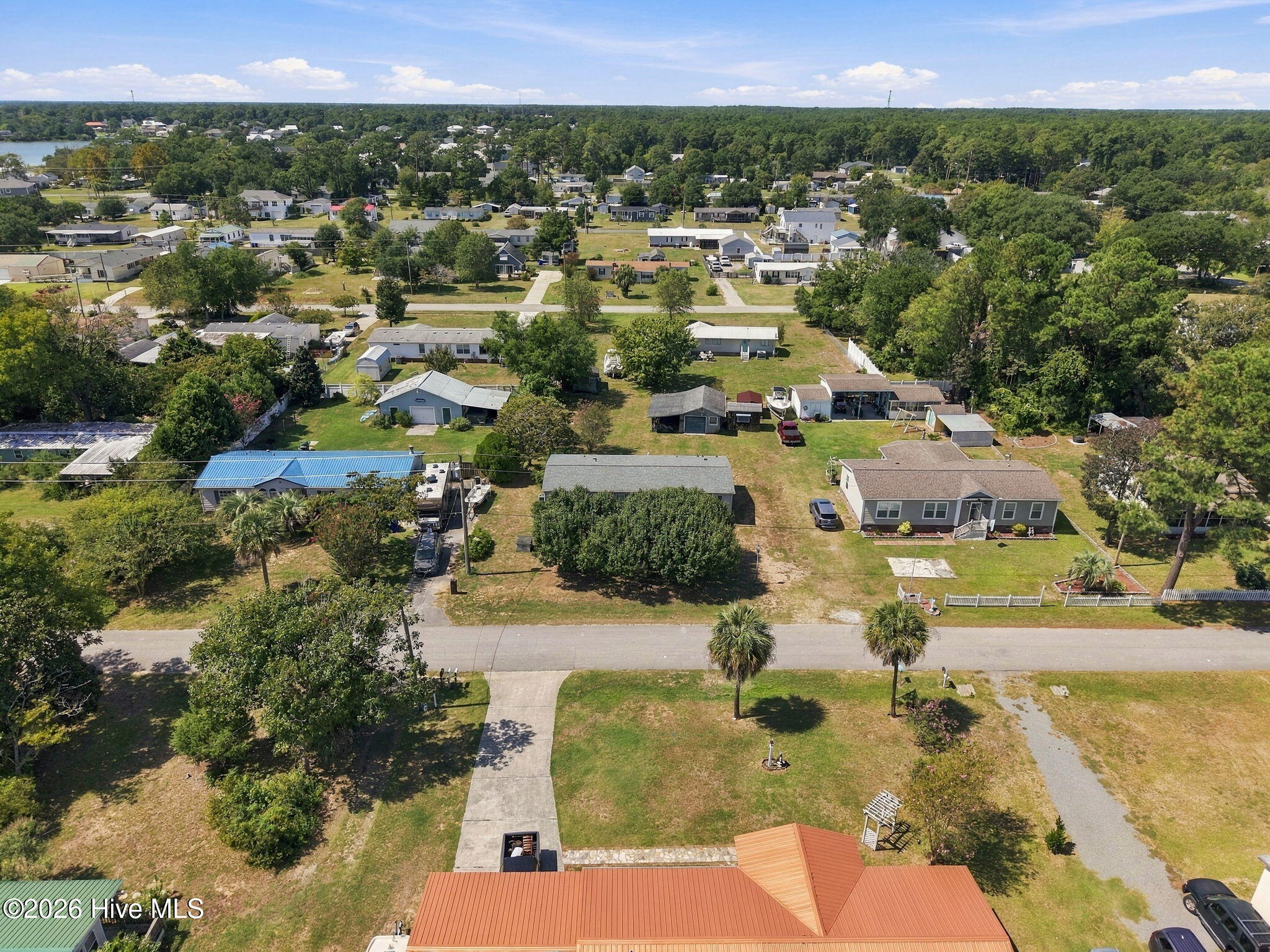 208 Easy Street Property Photo 43