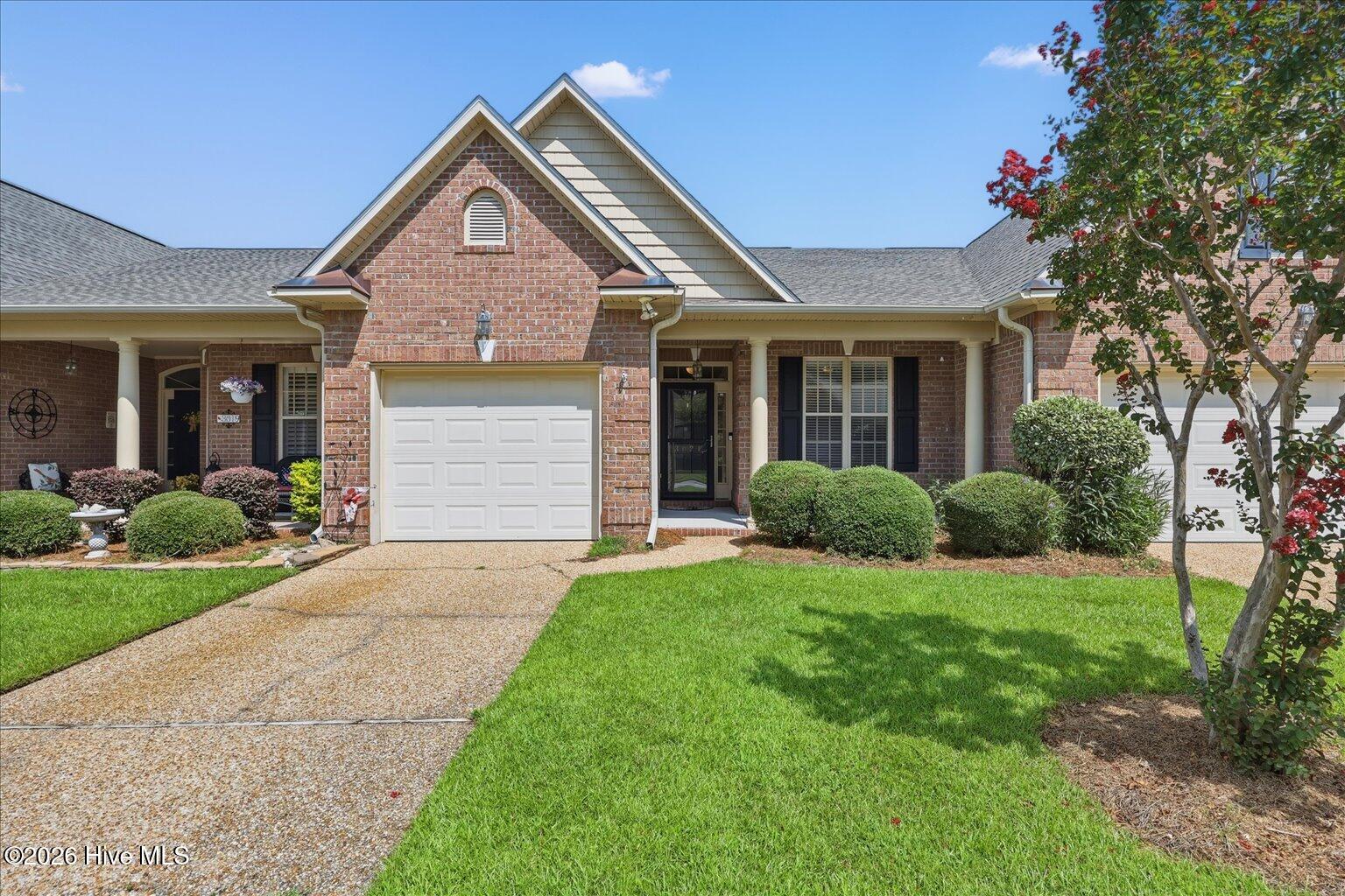 3021 Braewood Court Property Photo 1