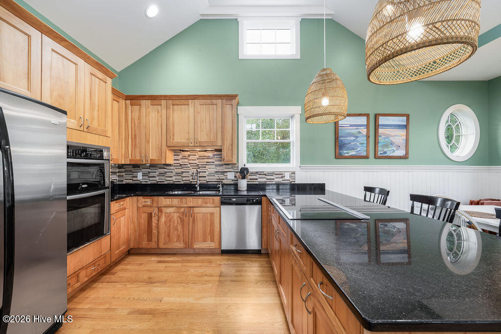 617 Ocracoke Way Property Photo 8