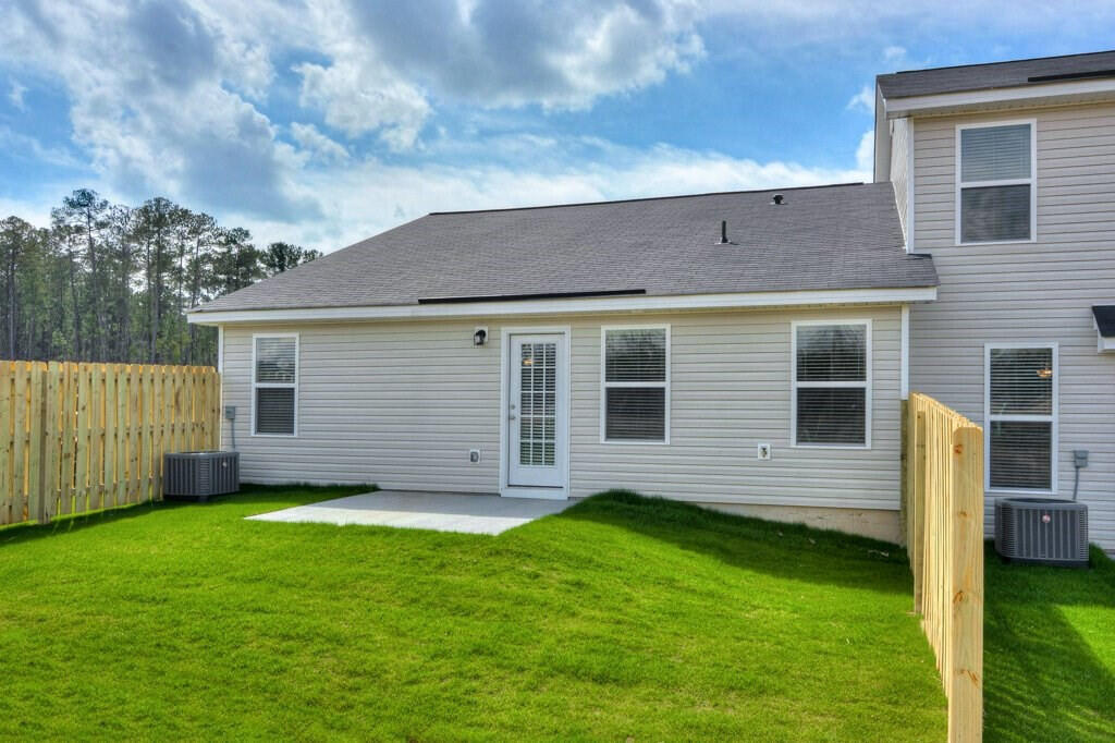 343 Norwich Drive Property Photo 16