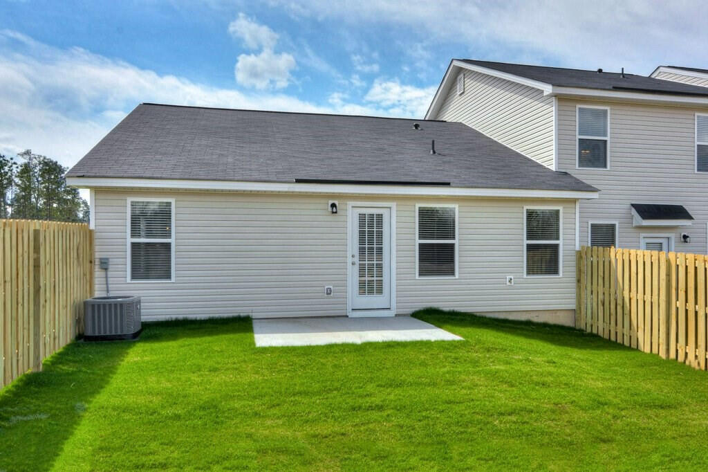 343 Norwich Drive Property Photo 17