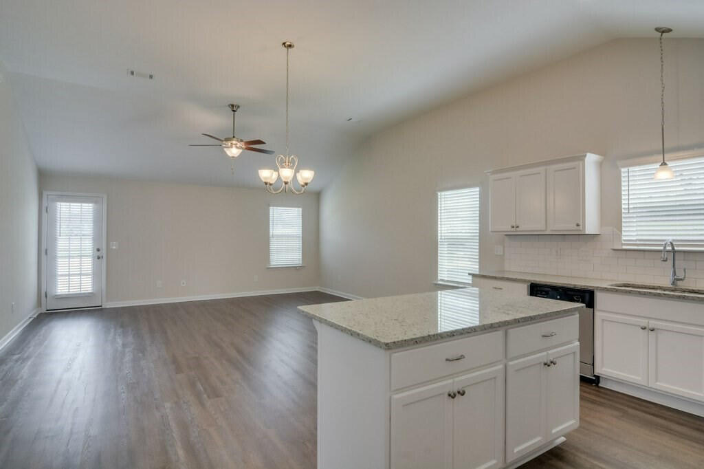 343 Norwich Drive Property Photo 19