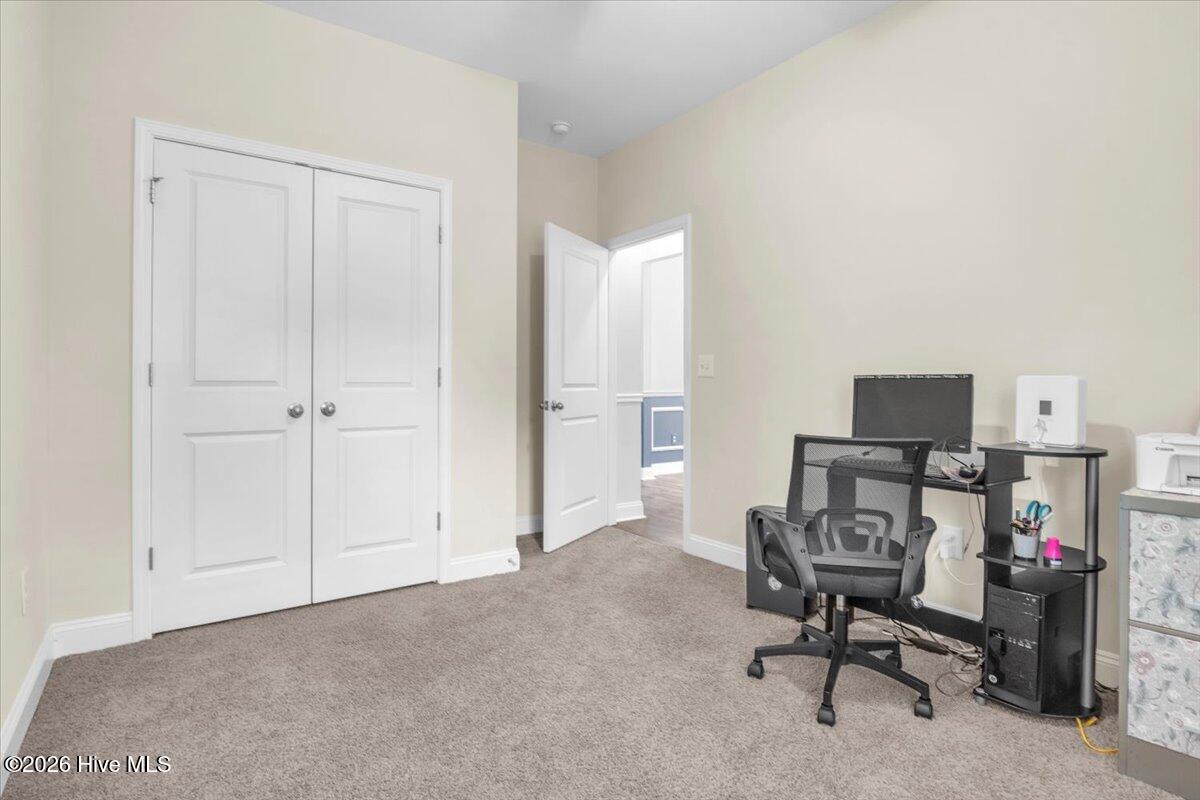 1630 E New Carraway Place Se Property Photo 12