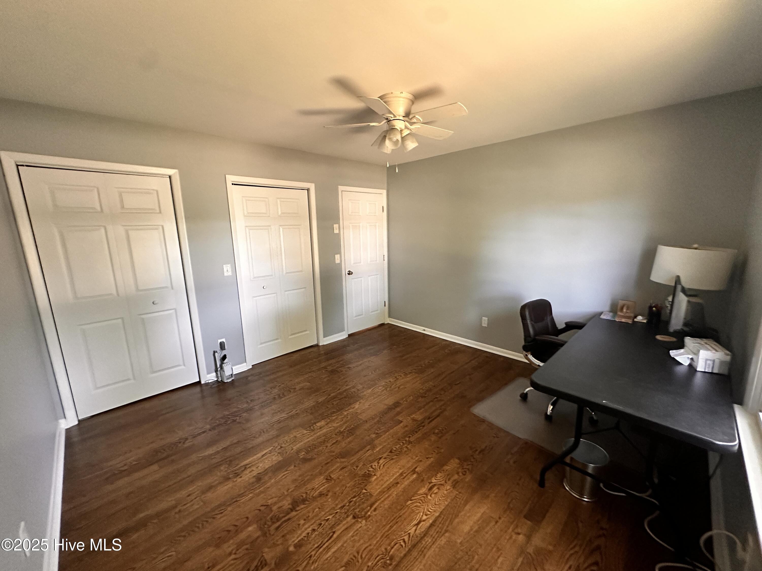 1506 E Oak Island Drive Property Photo 28