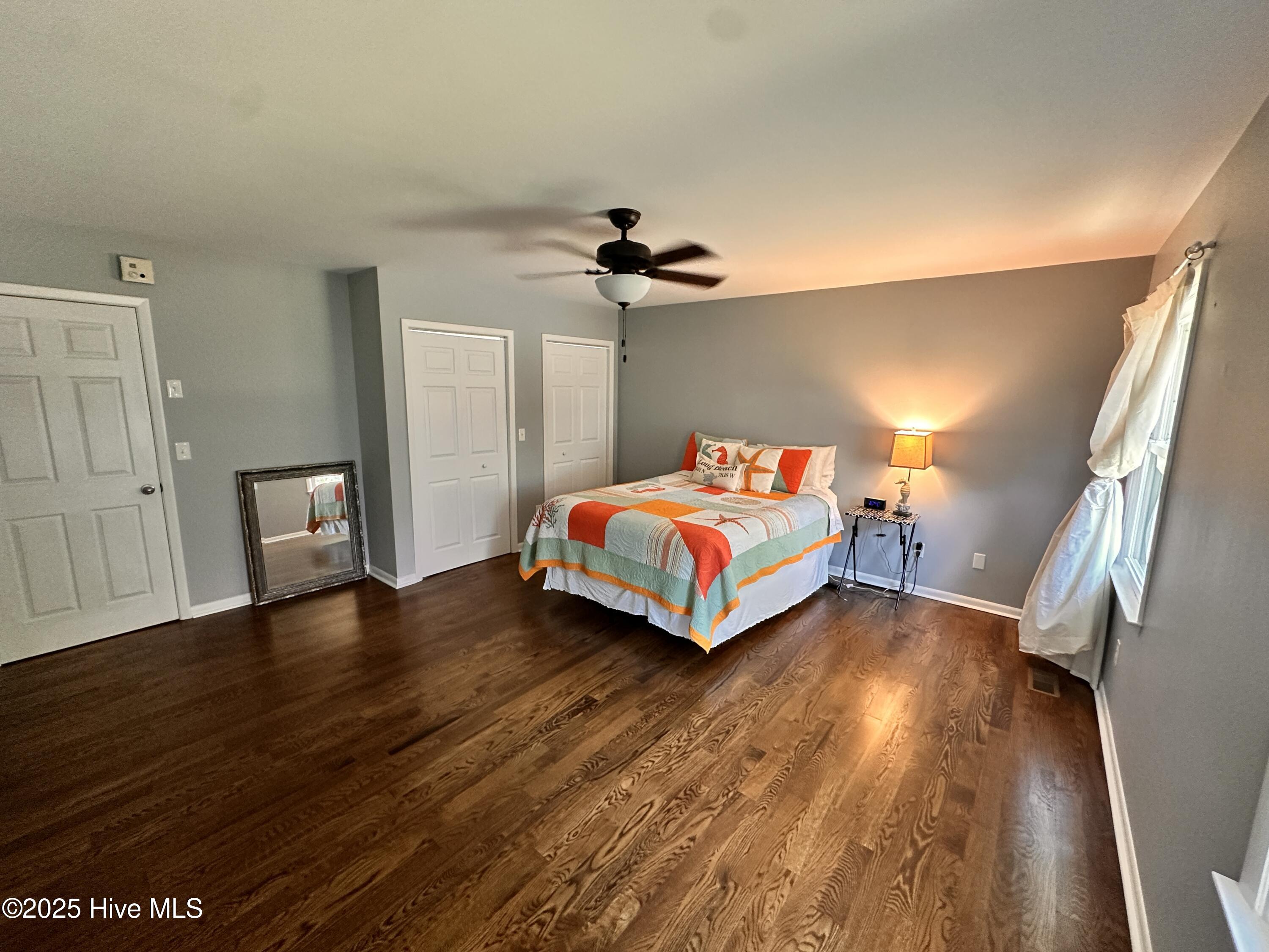 1506 E Oak Island Drive Property Photo 33