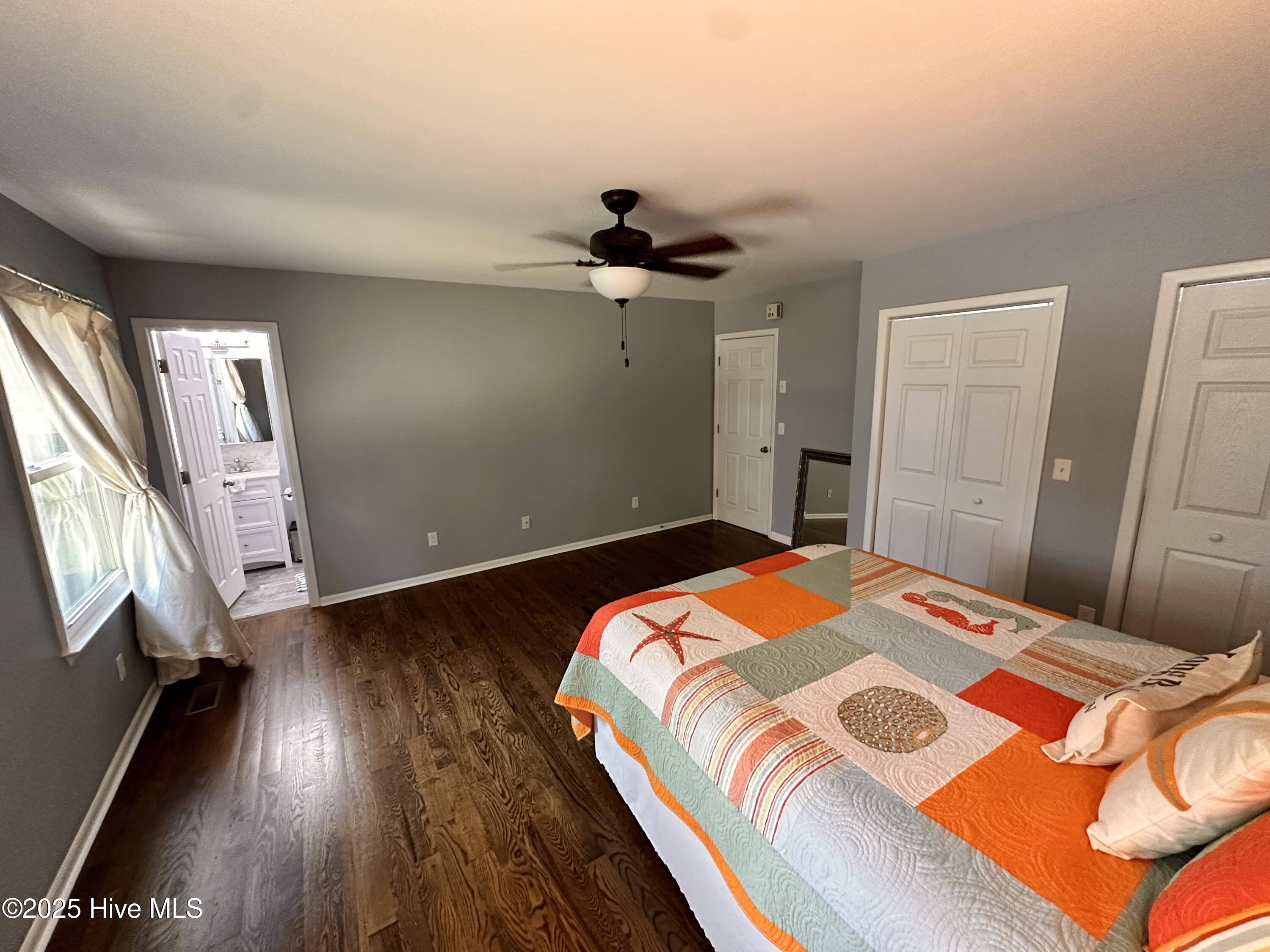 1506 E Oak Island Drive Property Photo 34