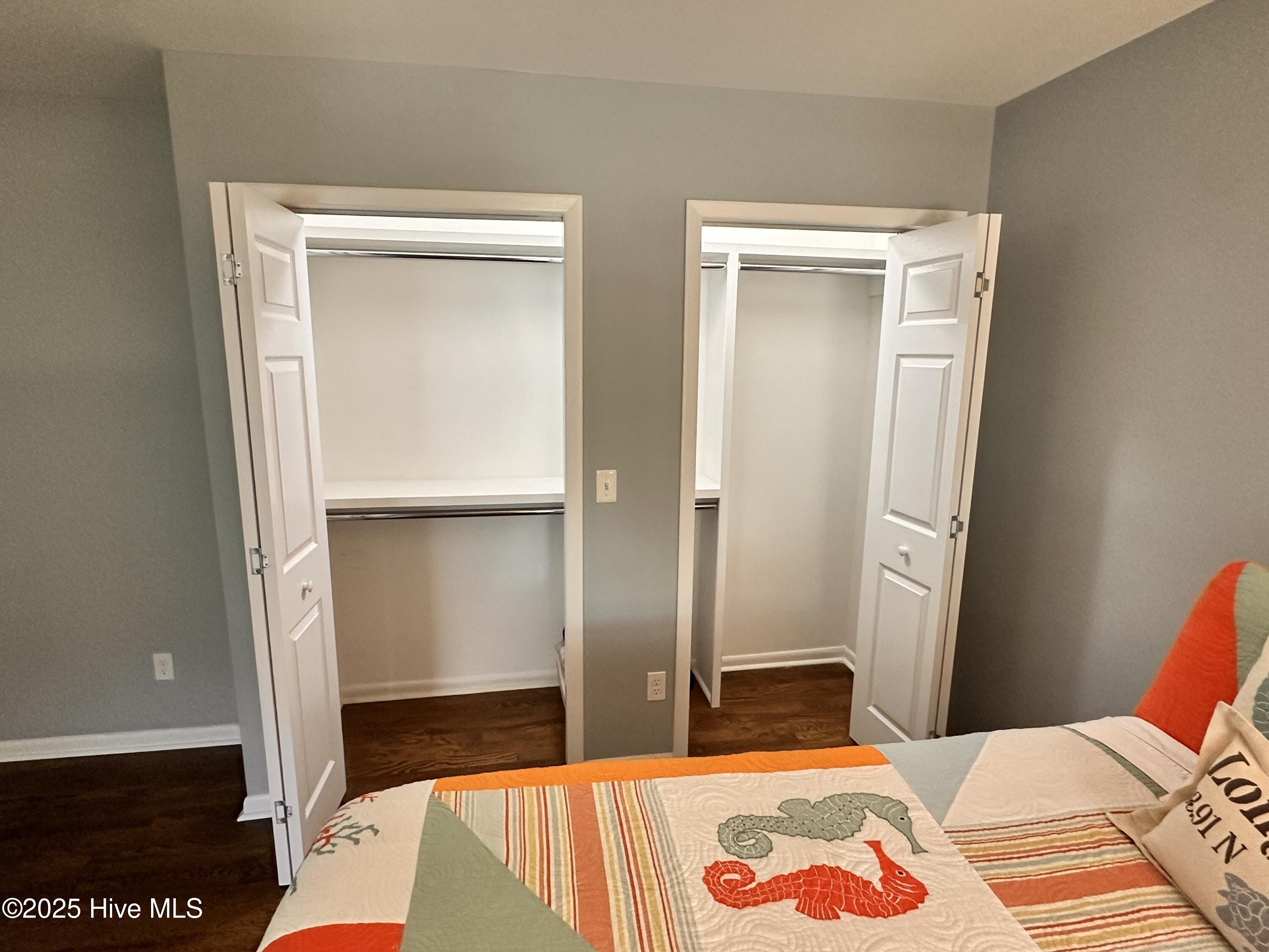 1506 E Oak Island Drive Property Photo 37