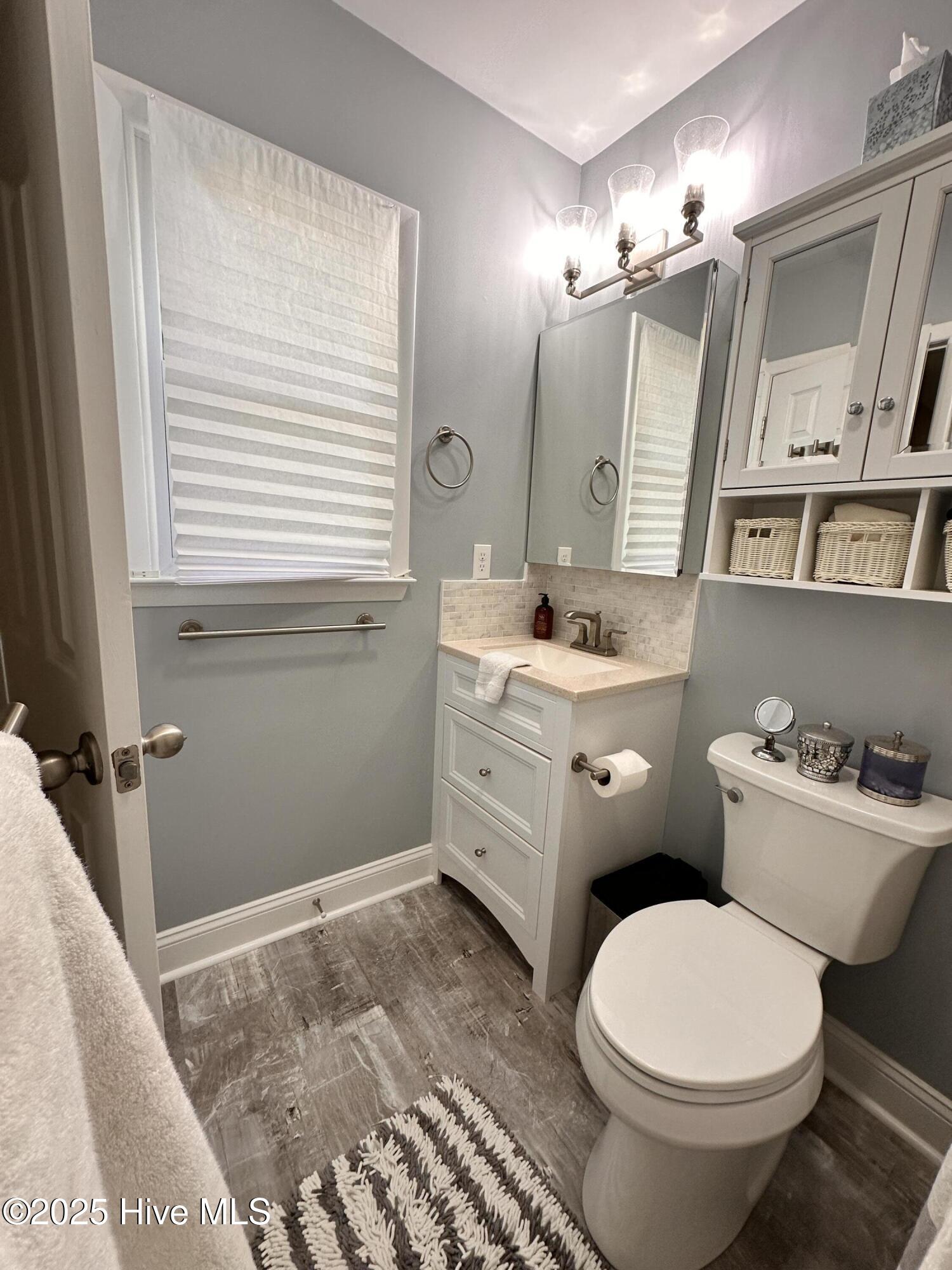 1506 E Oak Island Drive Property Photo 39
