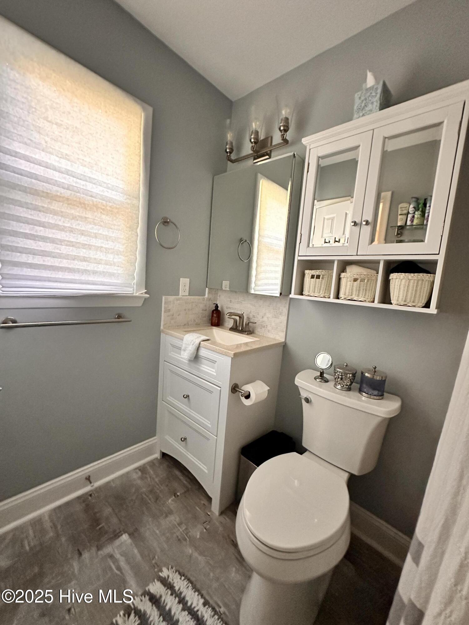 1506 E Oak Island Drive Property Photo 40