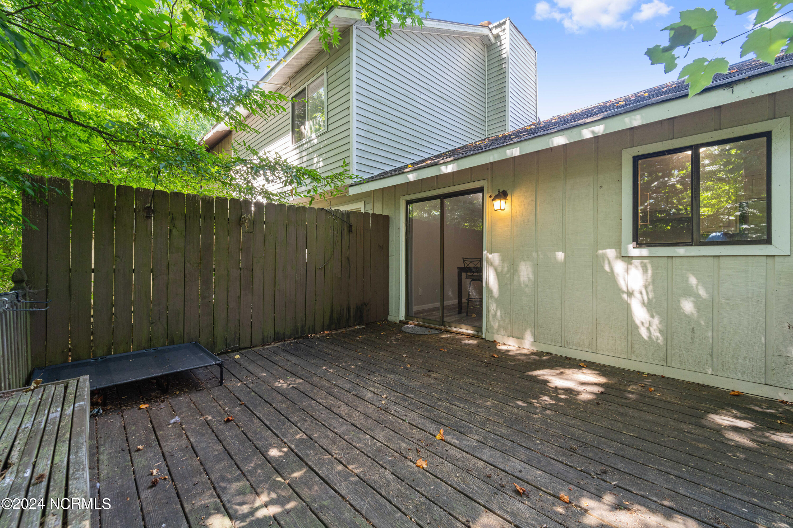 18 S Onsville Place Property Photo 15