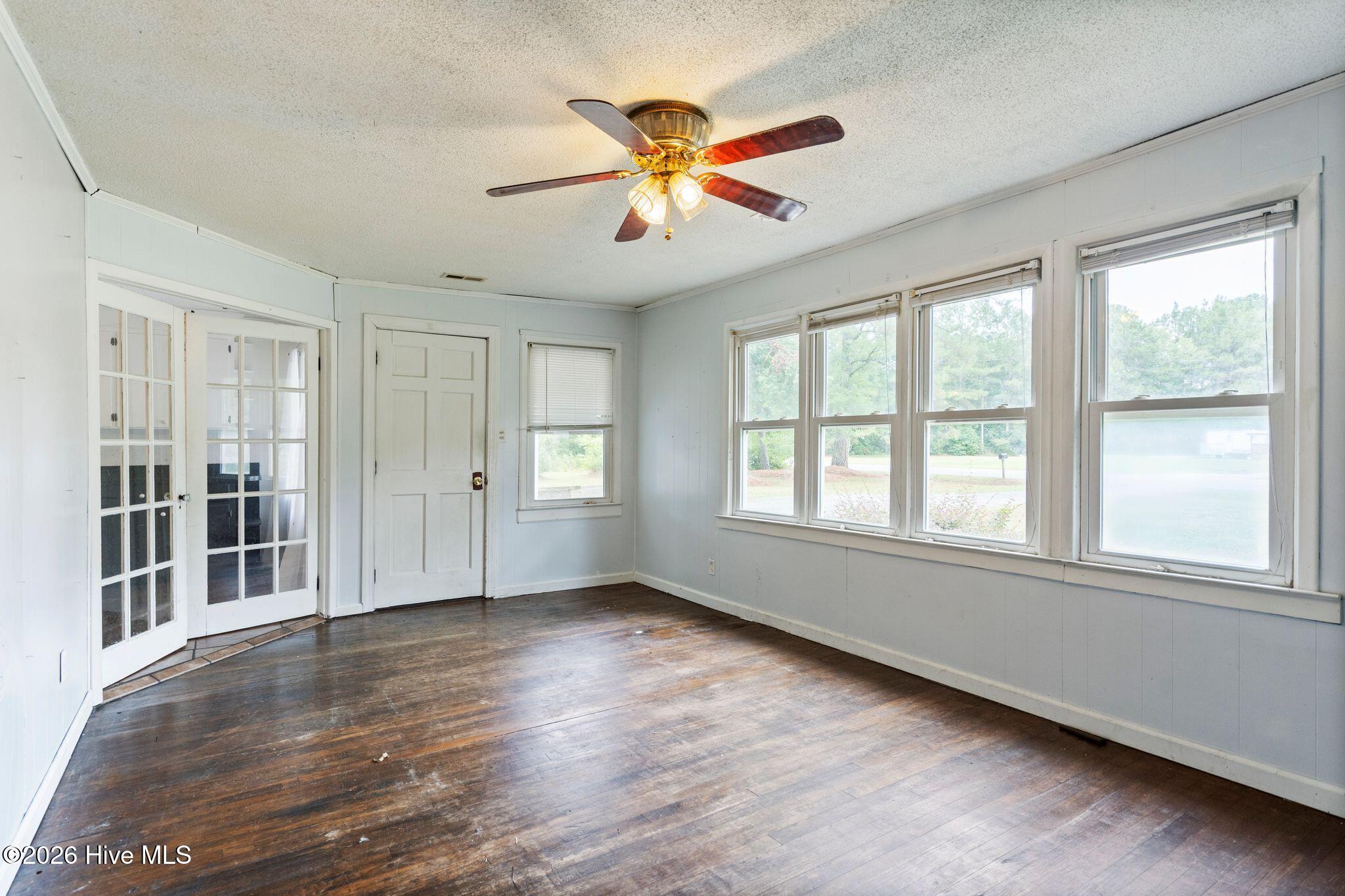 2426 Sarecta Road Property Photo 10