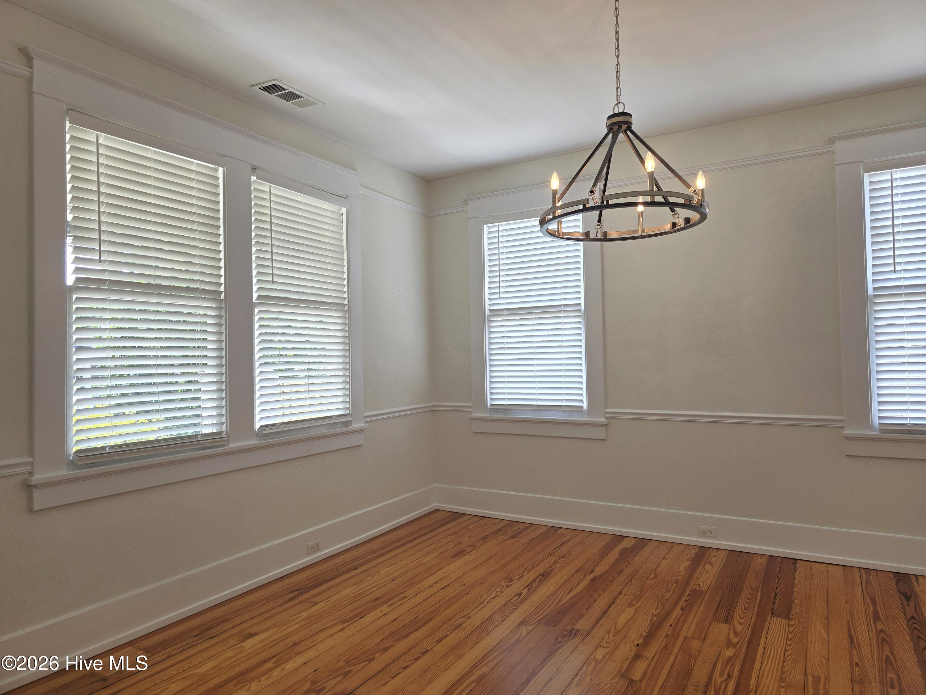 1429 Stovall Street Property Photo 7