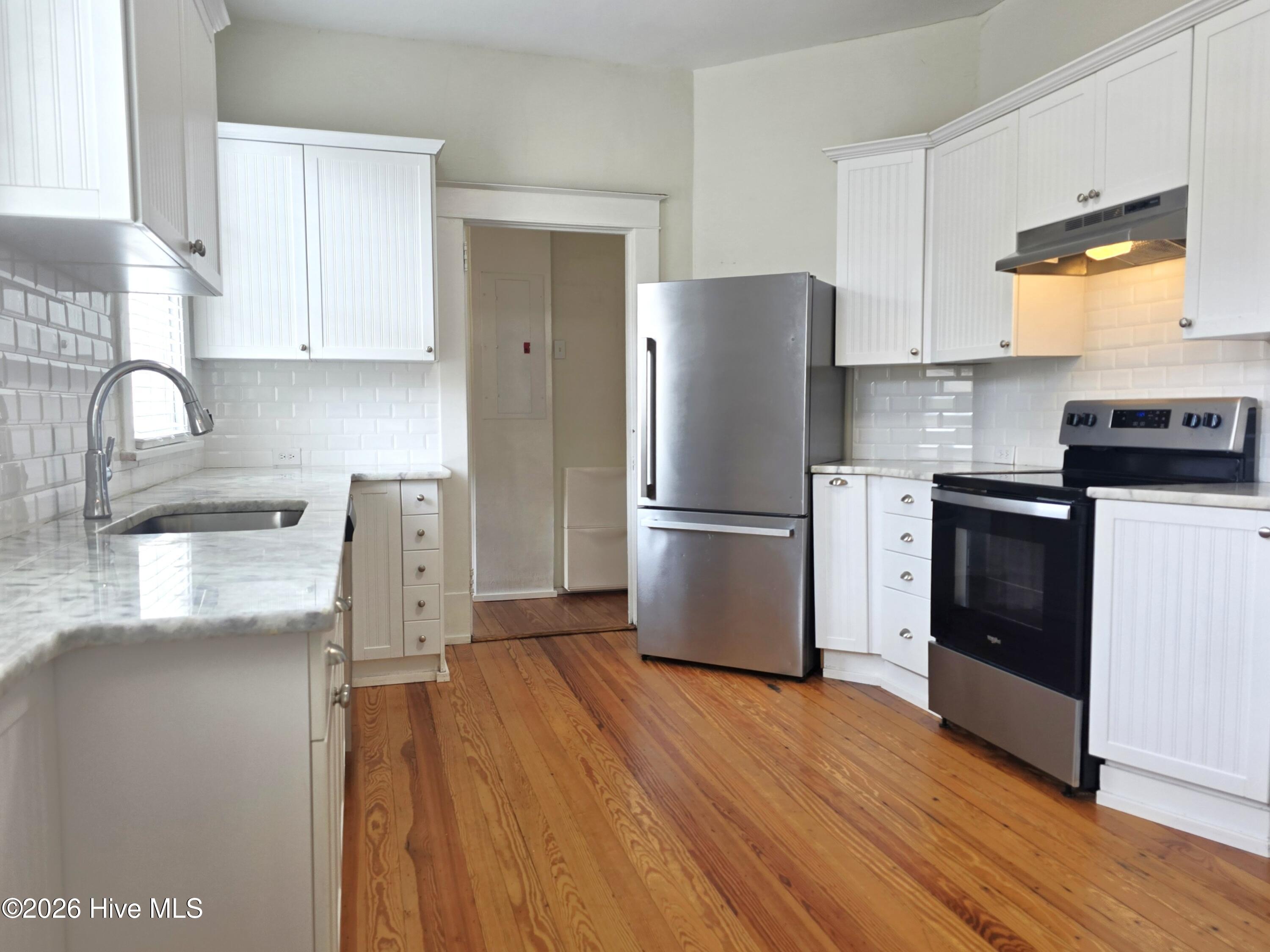1429 Stovall Street Property Photo 11