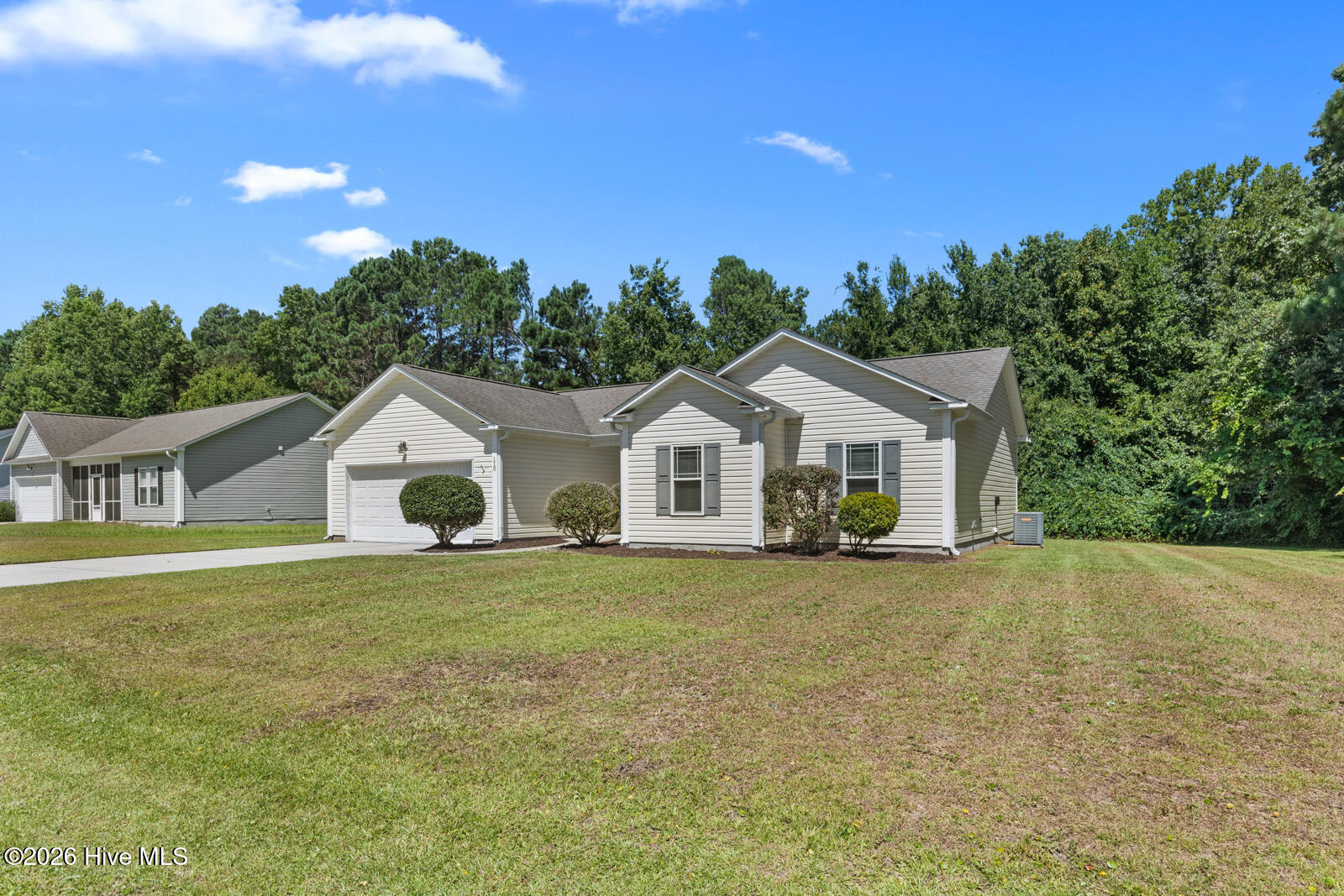 110 S Stone Drive Property Photo 3