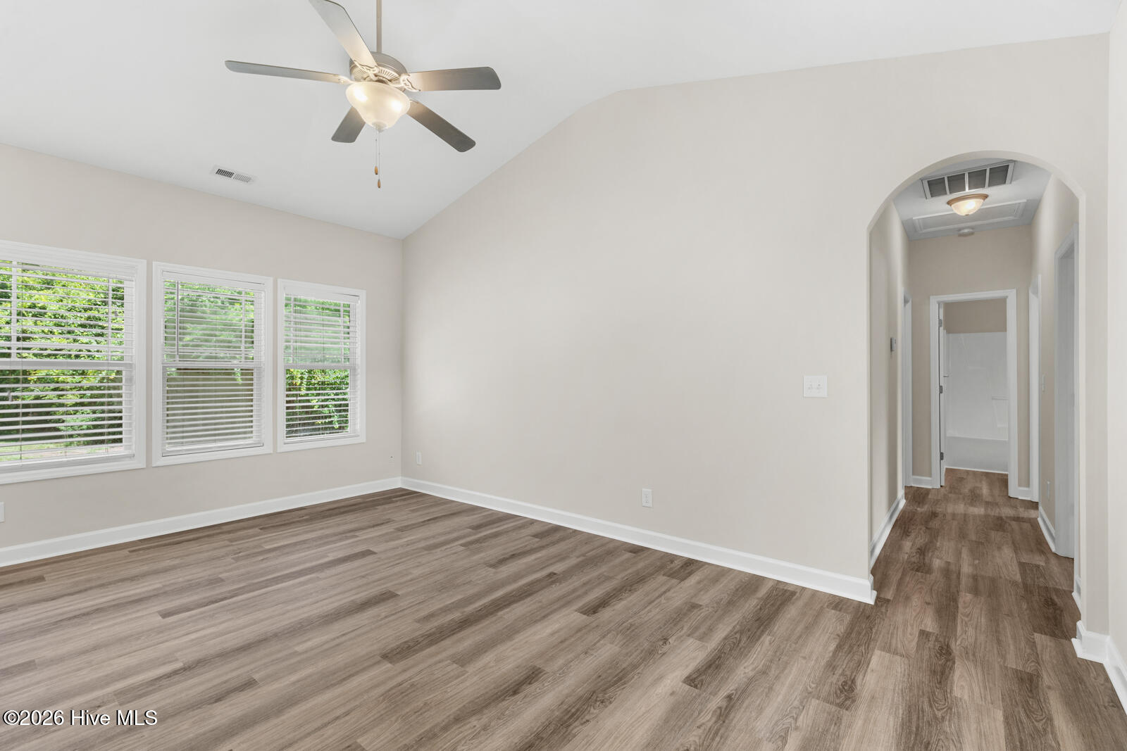 110 S Stone Drive Property Photo 6