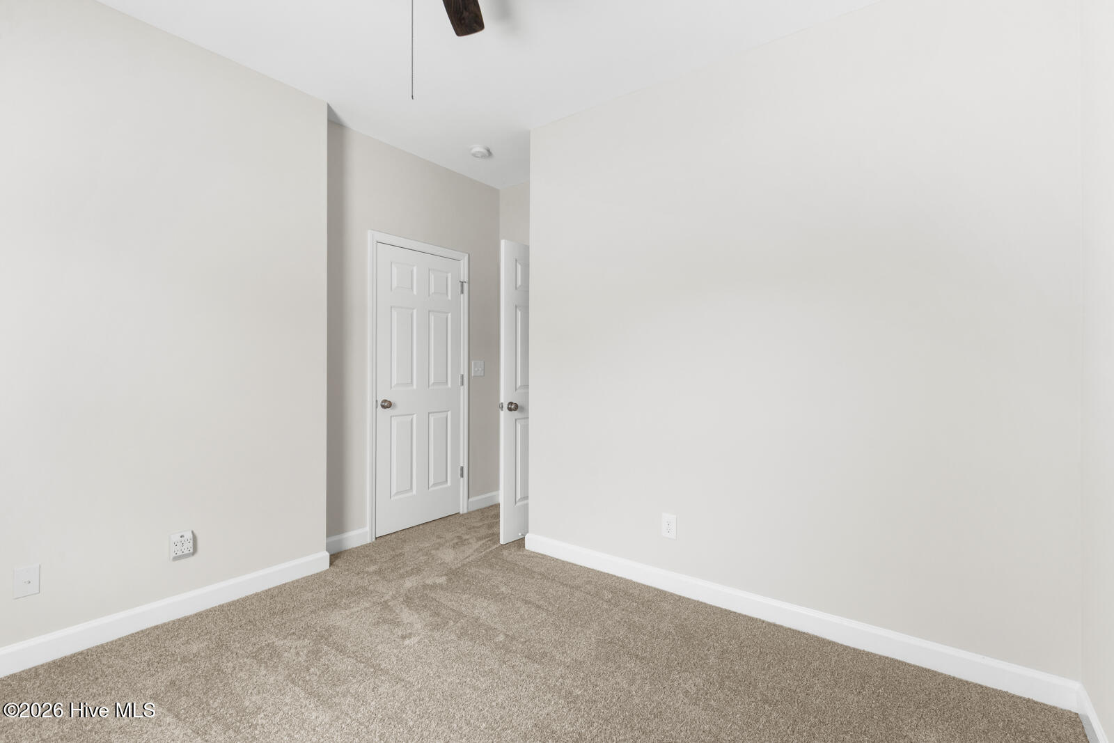110 S Stone Drive Property Photo 17