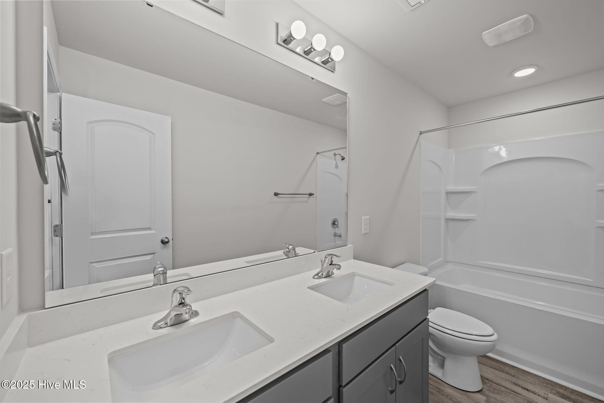 213 Slatestone Road Property Photo 26