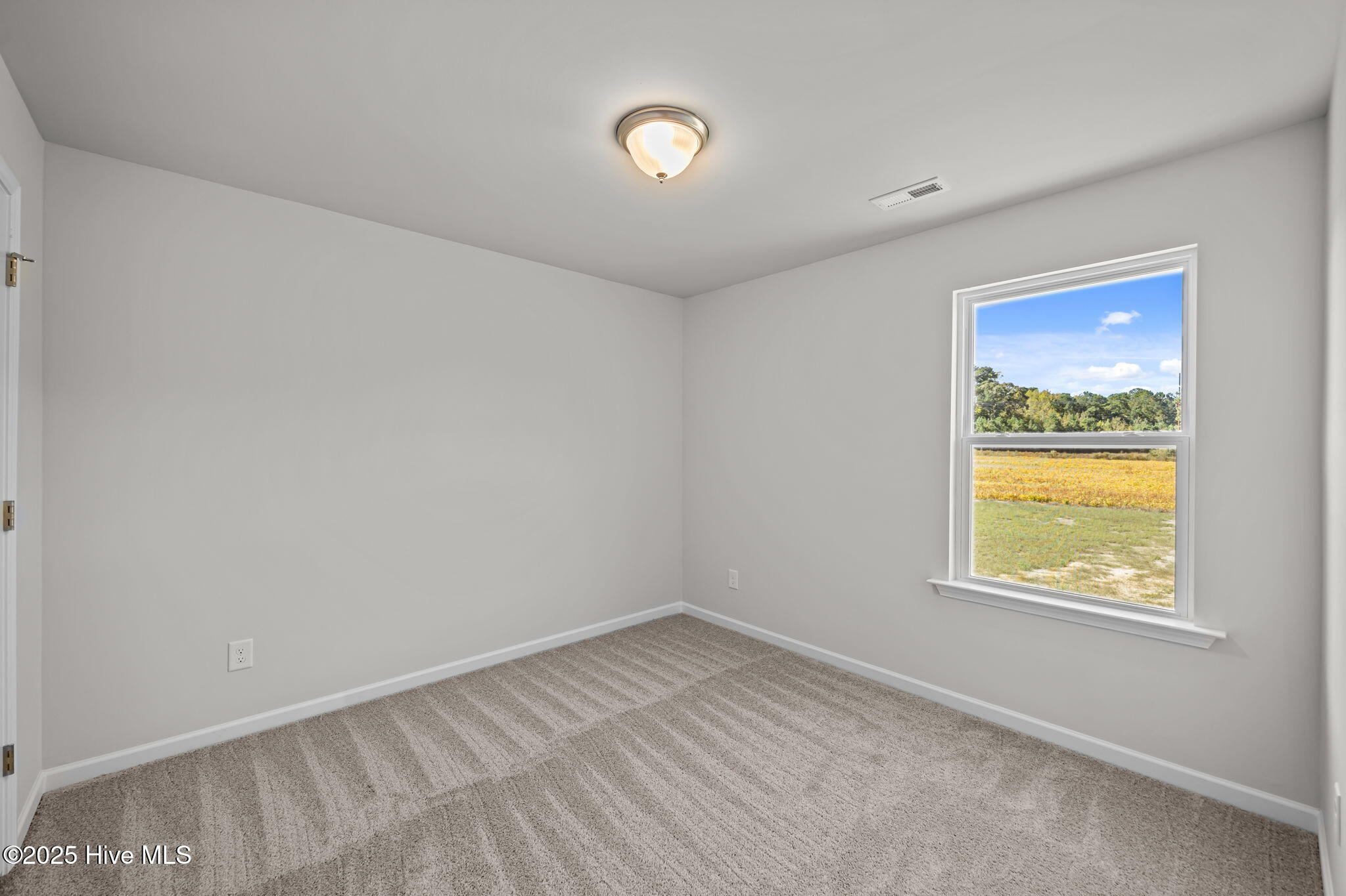 213 Slatestone Road Property Photo 33
