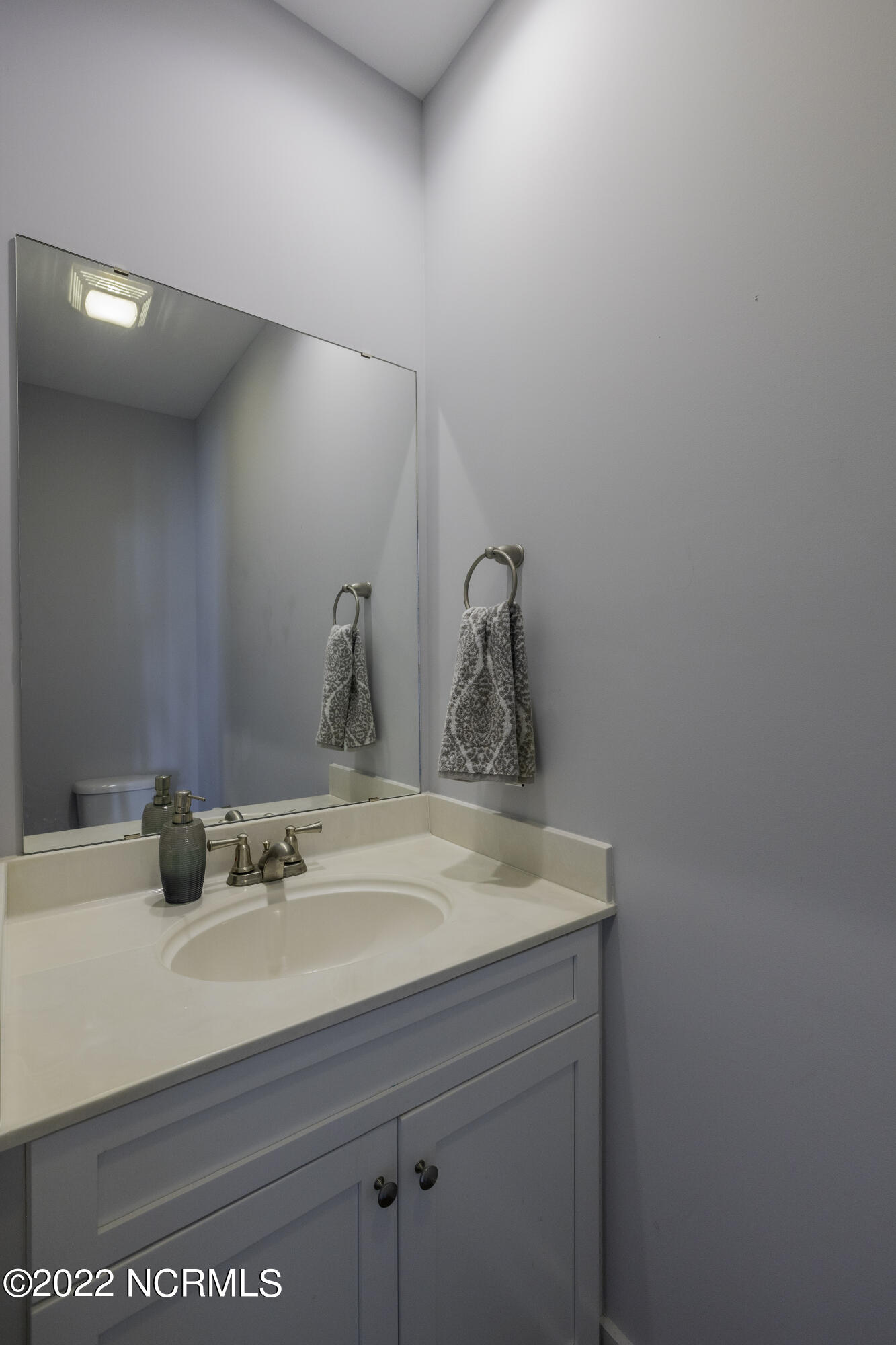314 Holbrook Lane Property Photo 20