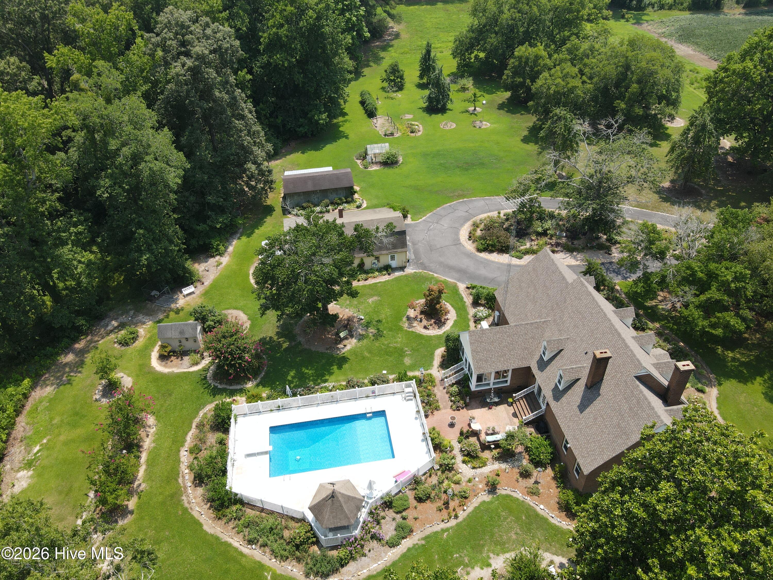 130 River Road Property Photo 6