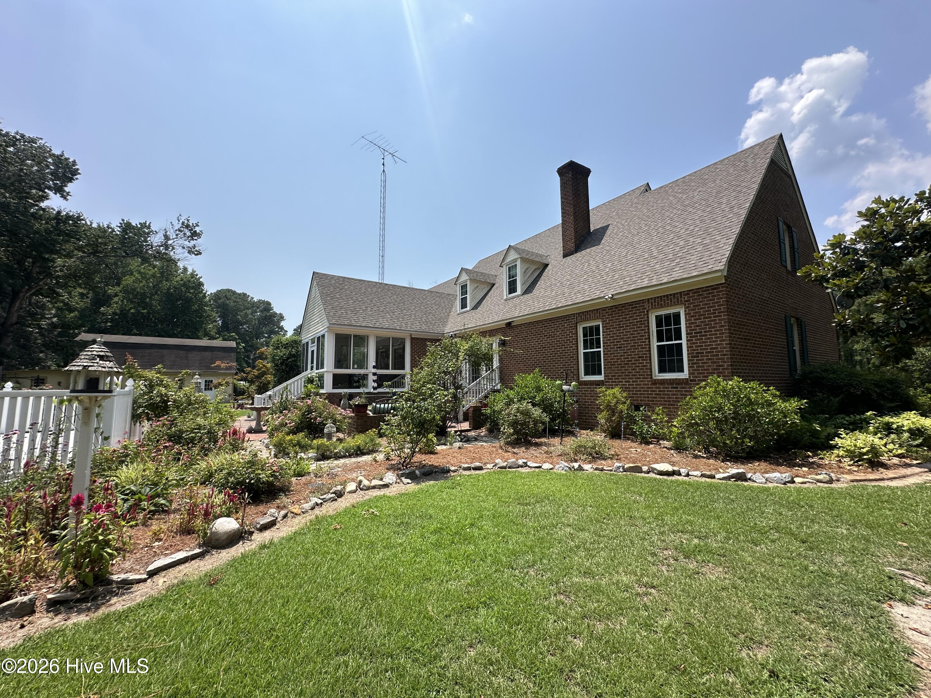 130 River Road Property Photo 12