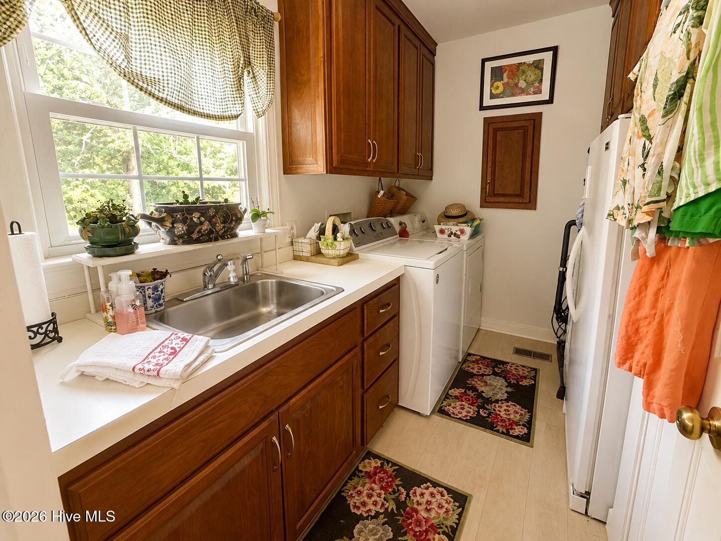 130 River Road Property Photo 26