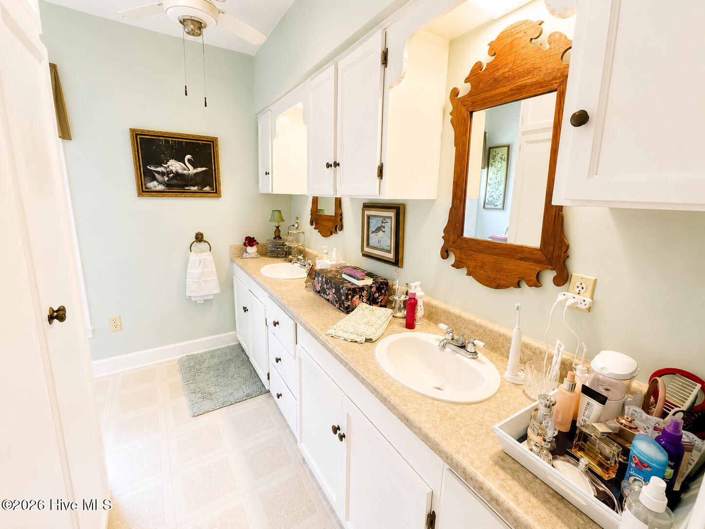 130 River Road Property Photo 36