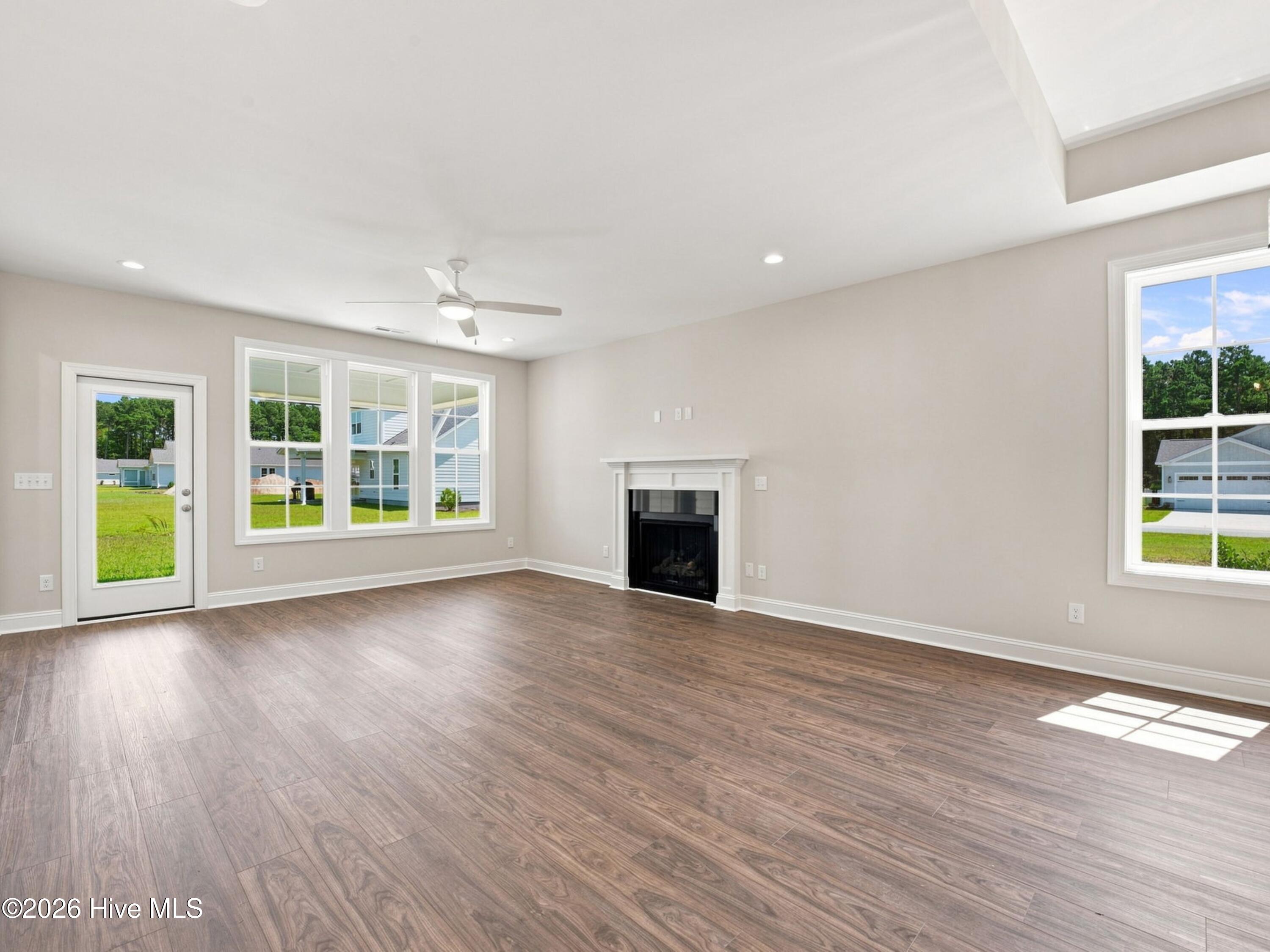1002 Newcastle Alley Property Photo 9