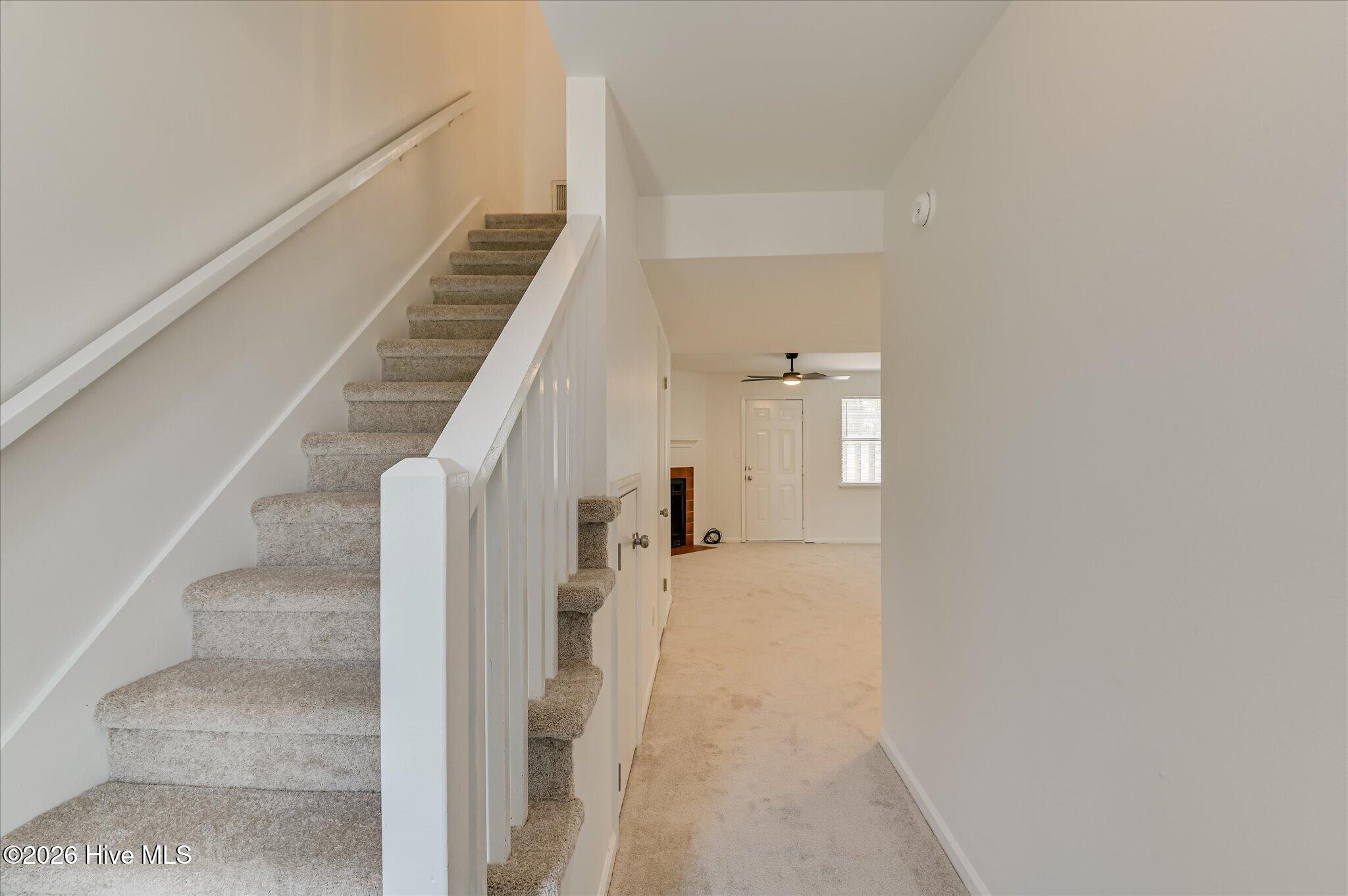 175 Petersburg Circle Property Photo 6