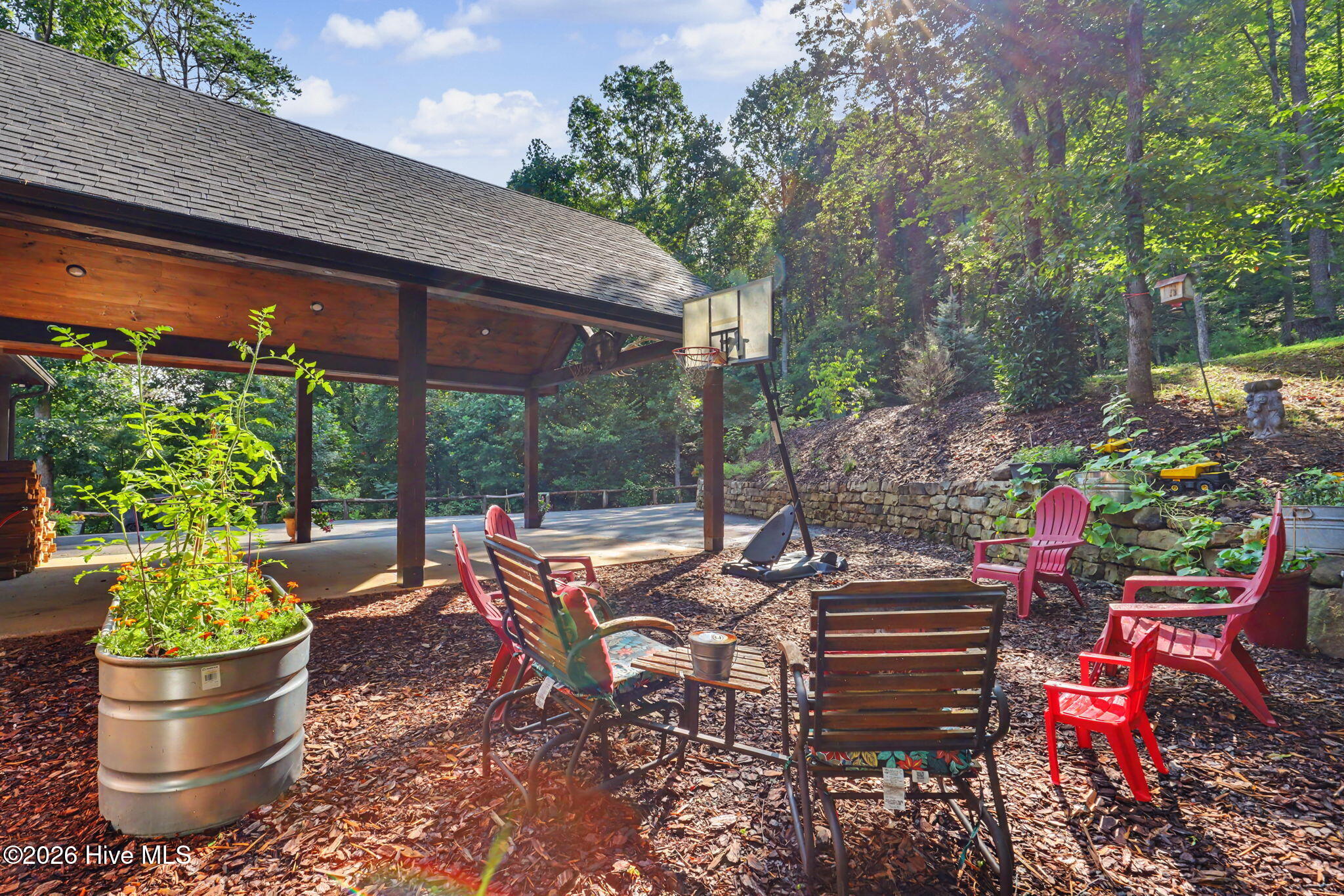 240 Pink Pig Lane Property Photo 55